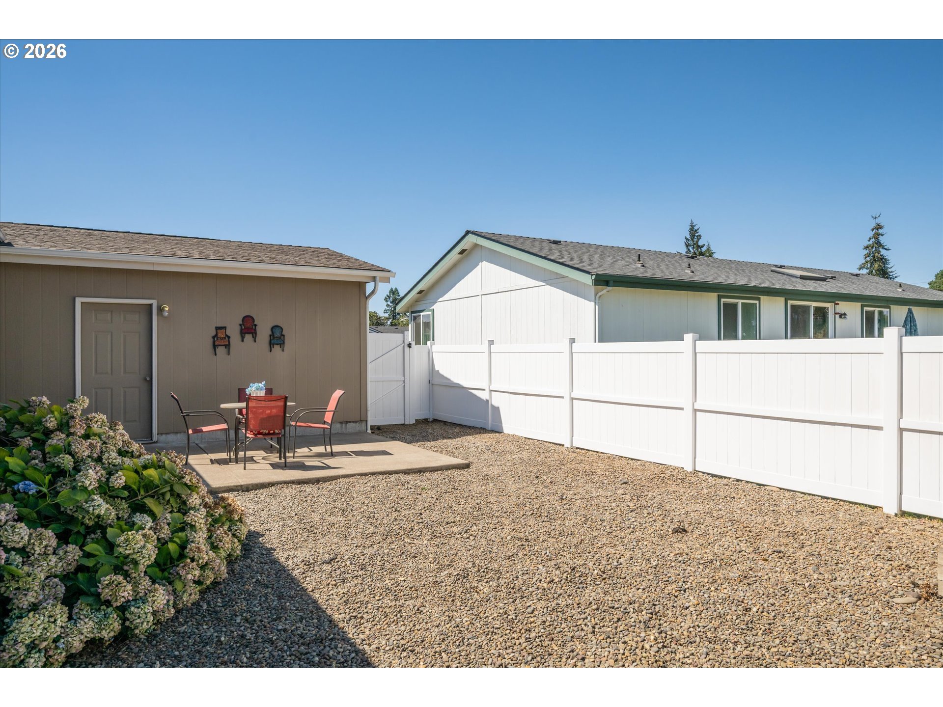 2416 Maia Loop Property Photo 34
