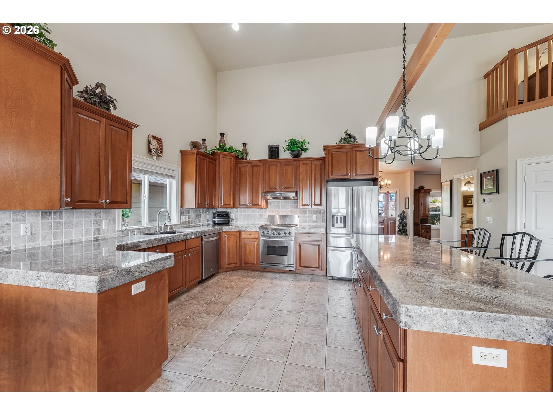 430 N Stonegate Dr Property Photo 4