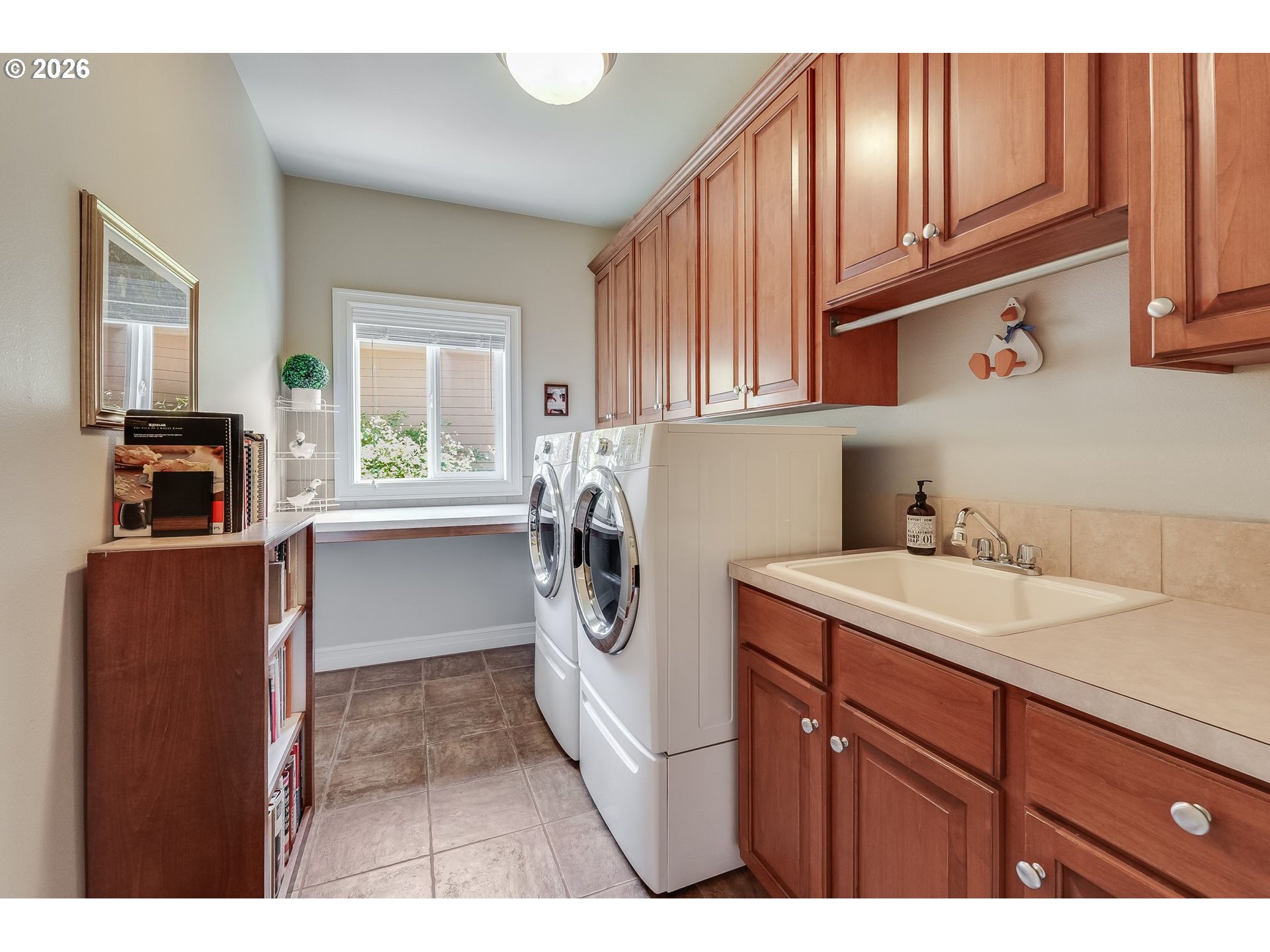 430 N Stonegate Dr Property Photo 17