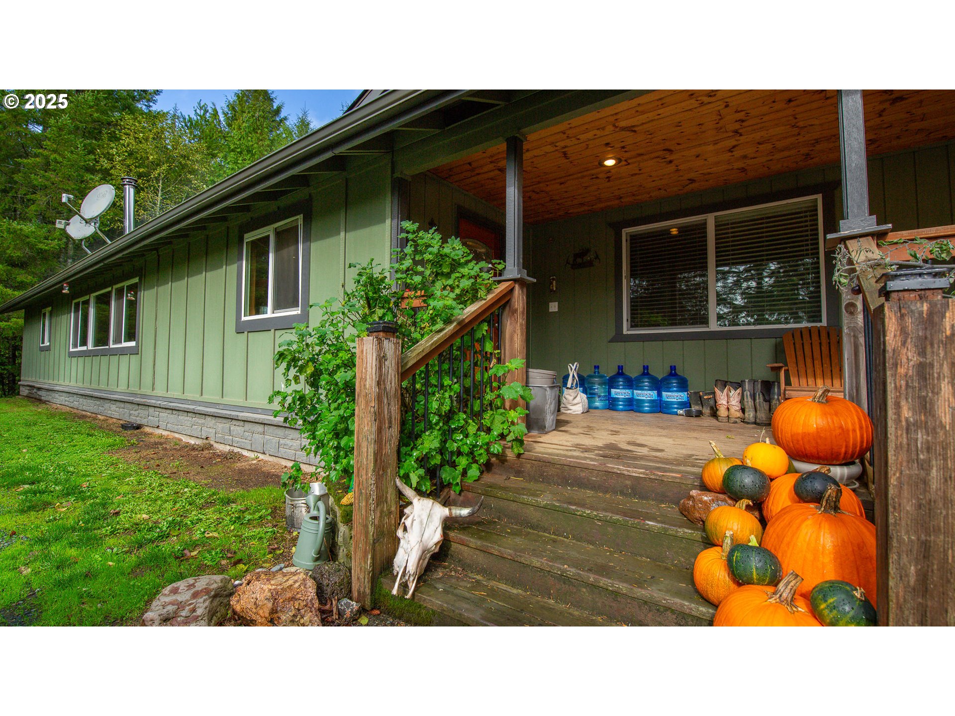 68155 Ridge Rd Property Photo 4