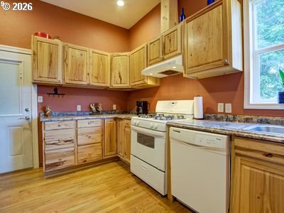 17220 Pleasant Hill Rd Property Photo 9