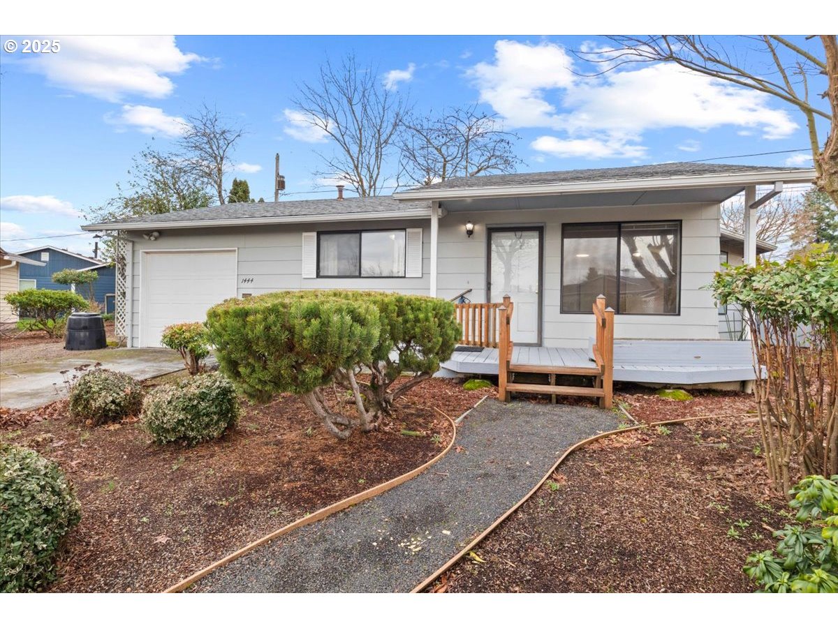 1444 Umpqua CT Property Photo 1