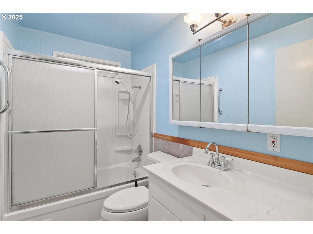 1444 Umpqua Ct Property Photo 15