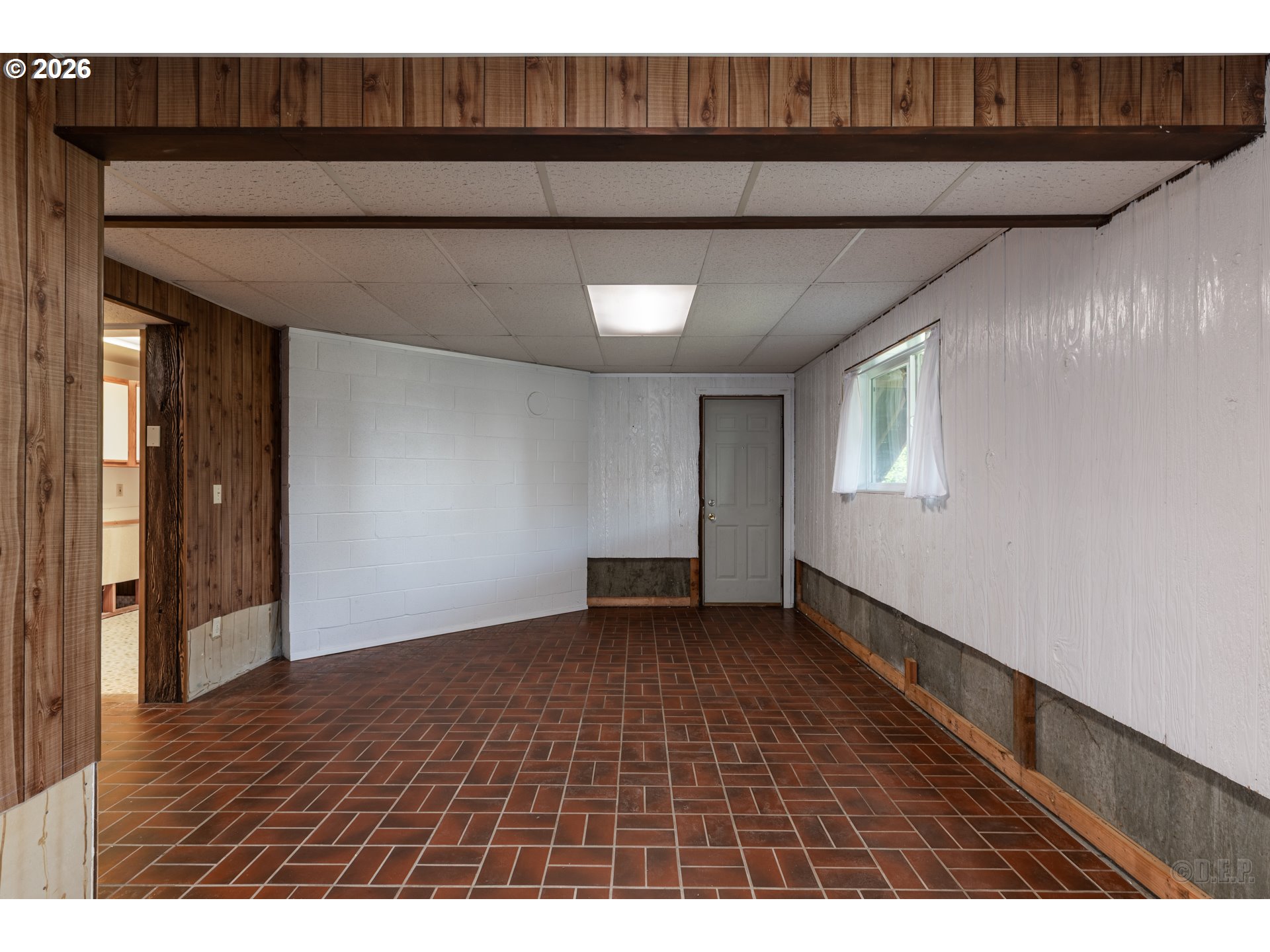 1024 W C St Property Photo 23