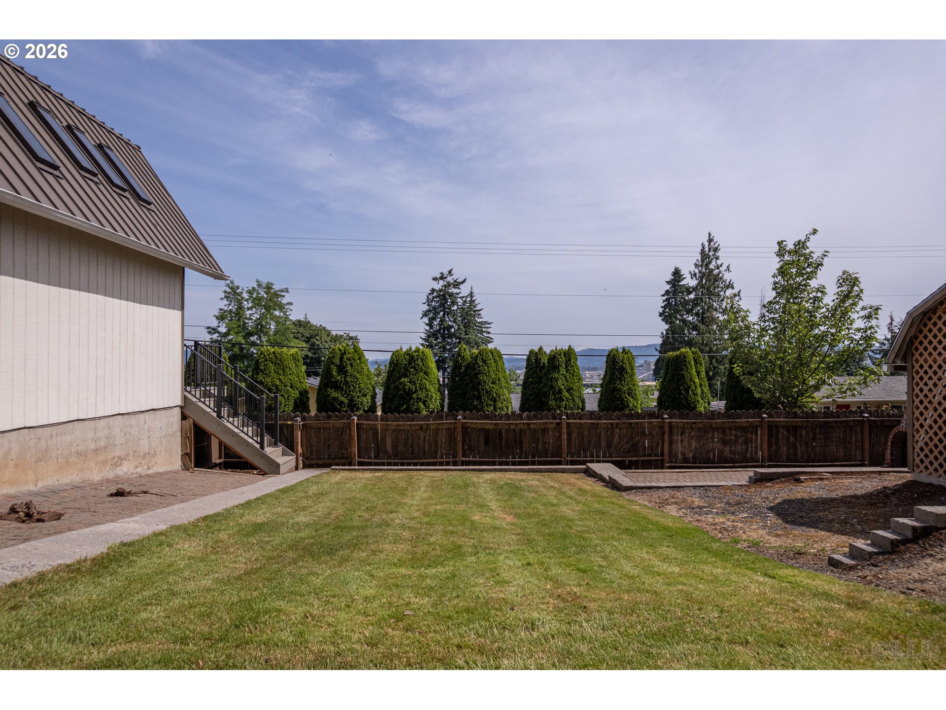 1024 W C St Property Photo 32