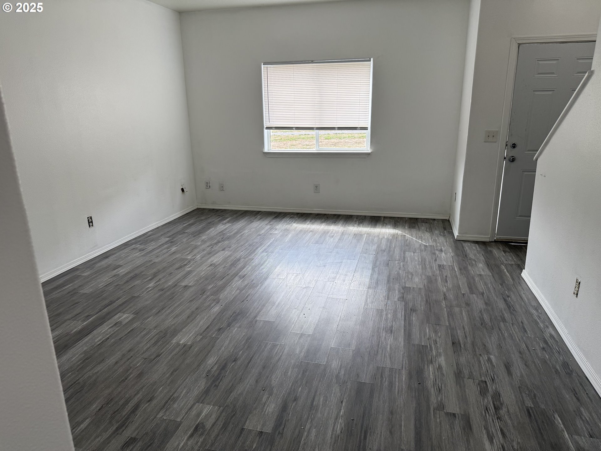 106 17th Ave Property Photo 14