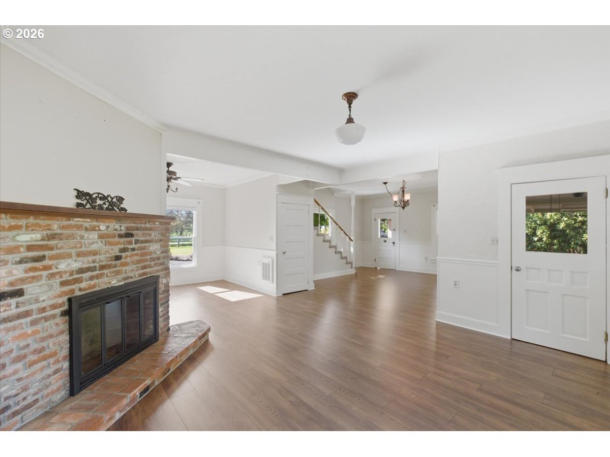 27536 Pearl St Property Photo 16
