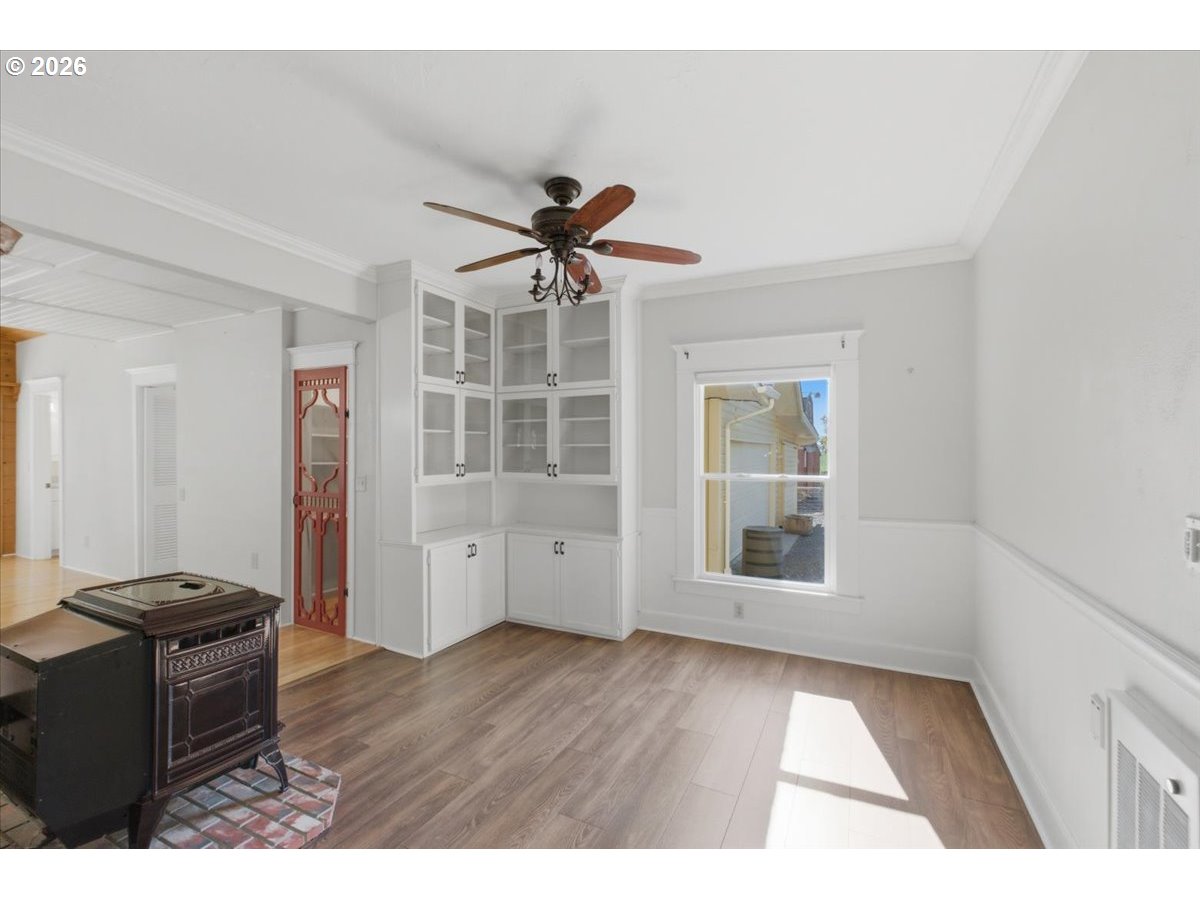 27536 Pearl St Property Photo 18