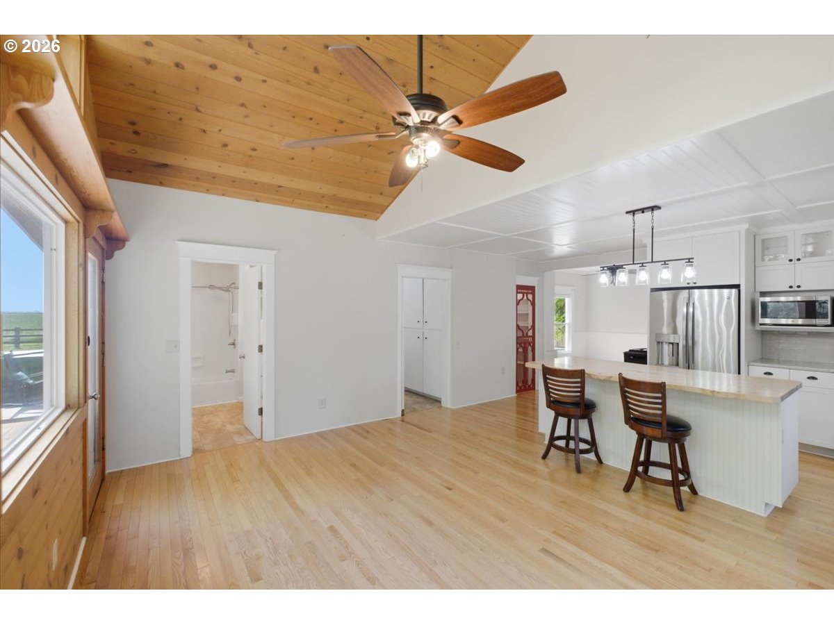 27536 Pearl St Property Photo 21