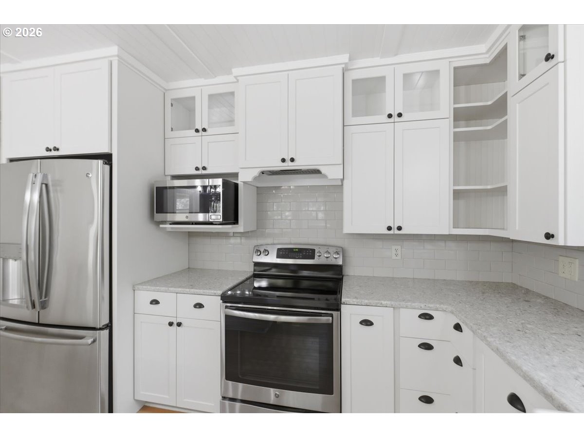 27536 Pearl St Property Photo 23