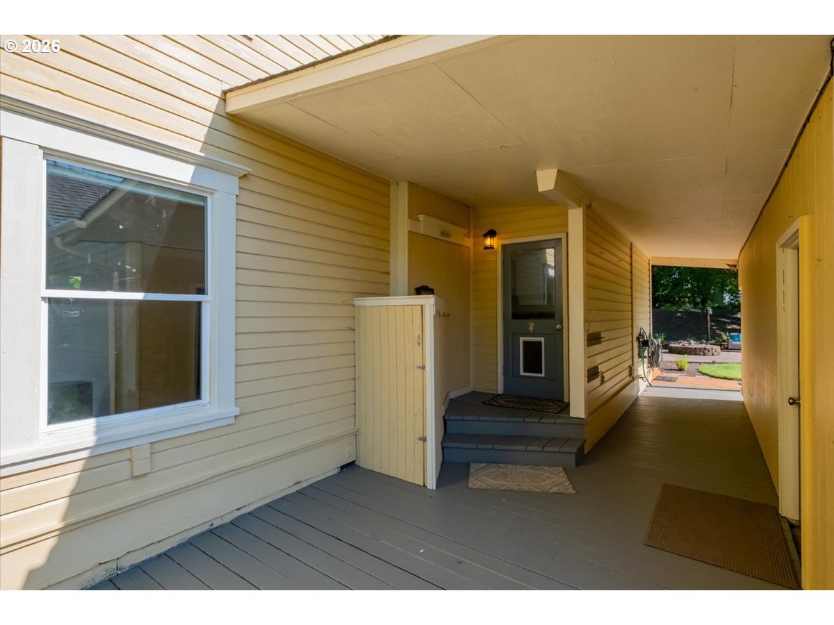 27536 Pearl St Property Photo 43