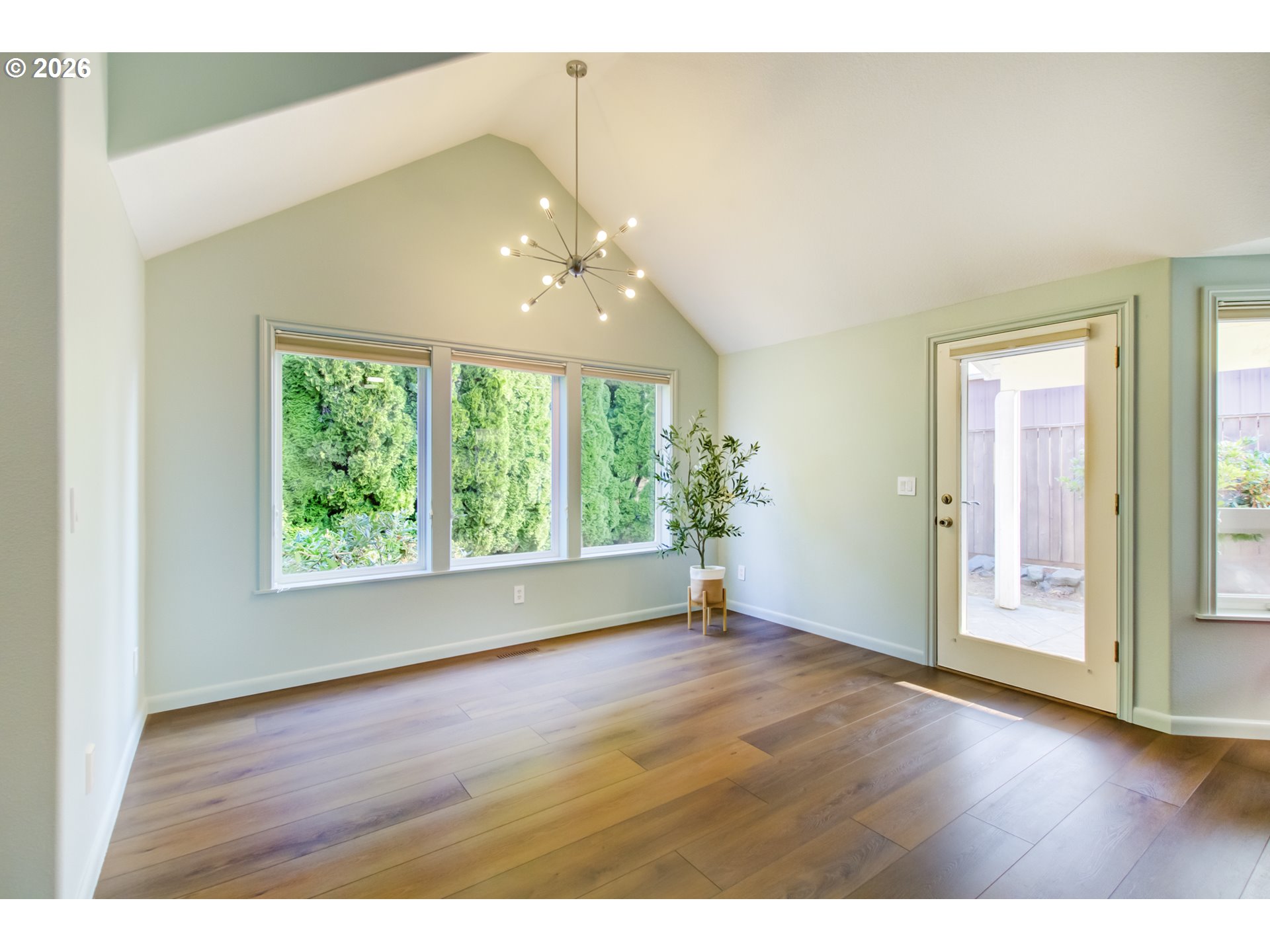 12603 Nw 48th Ct Property Photo 6