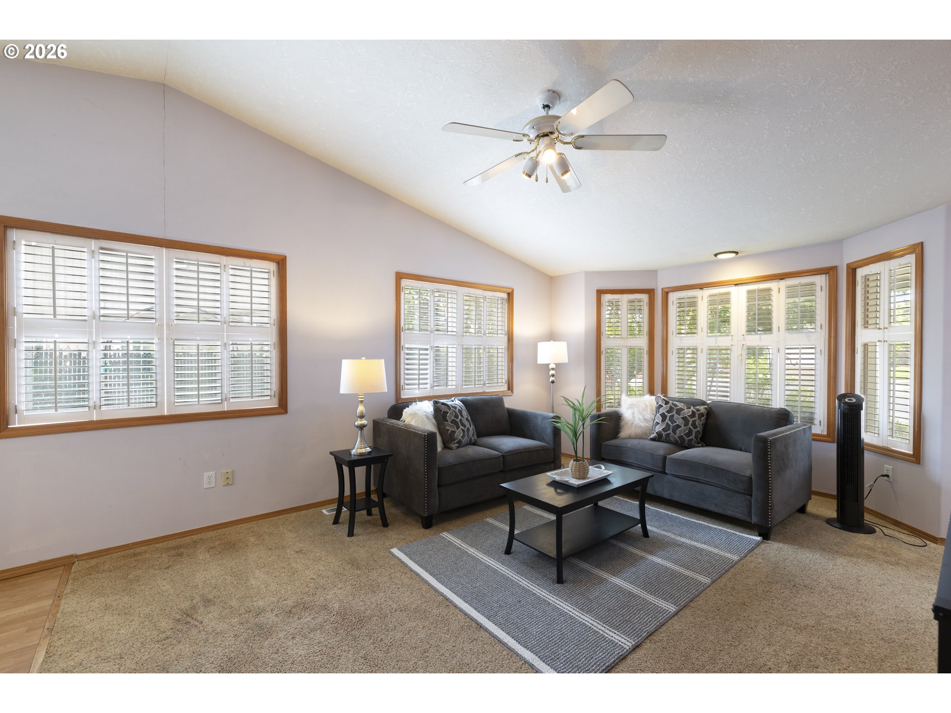 1143 Sw James Ct Property Photo 6