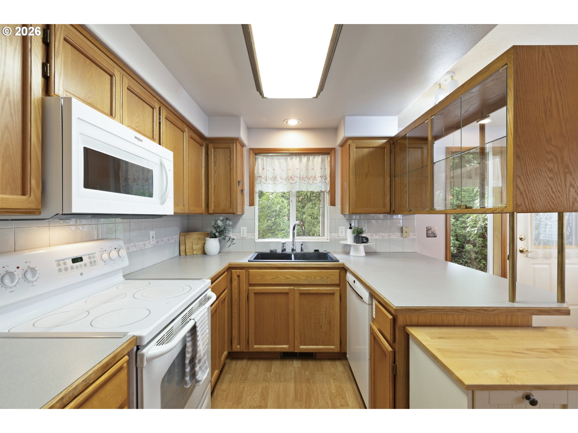 1143 Sw James Ct Property Photo 18