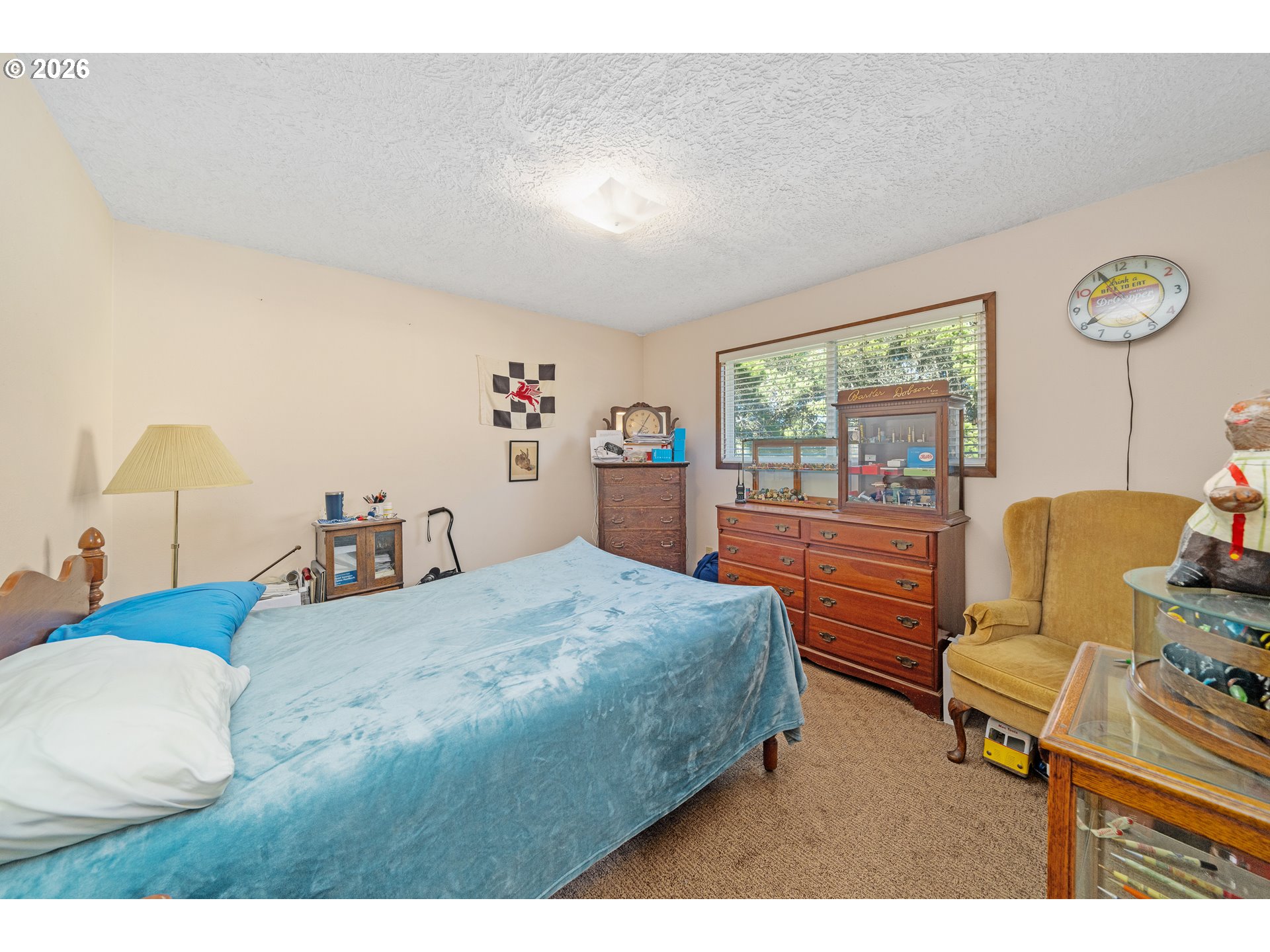 5750 Holly Ave Property Photo 11