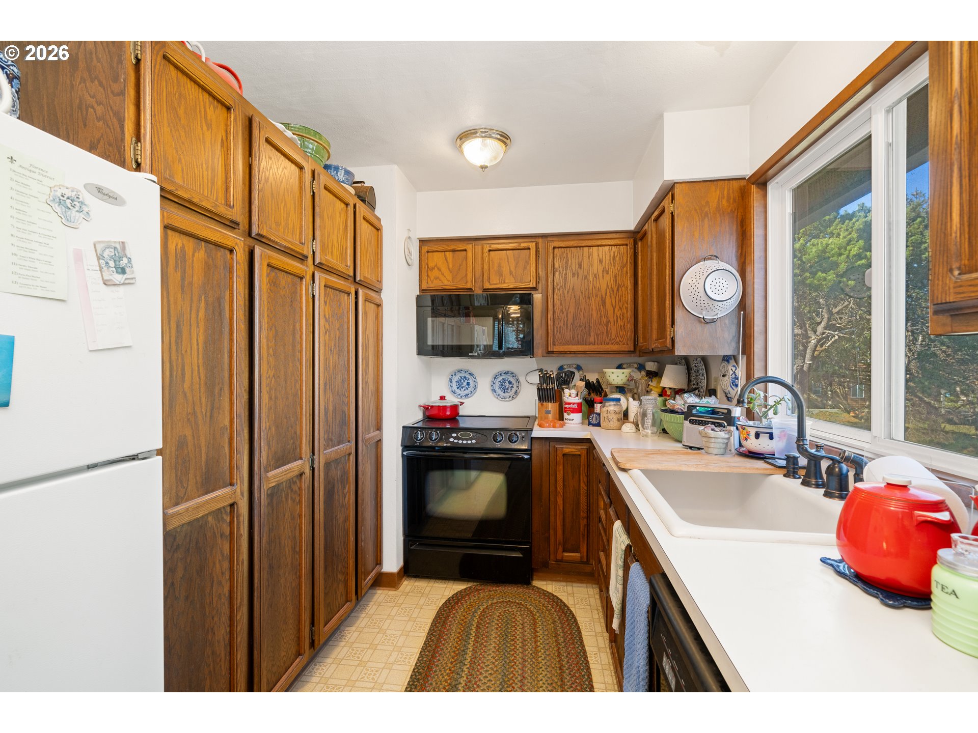 5750 Holly Ave Property Photo 14