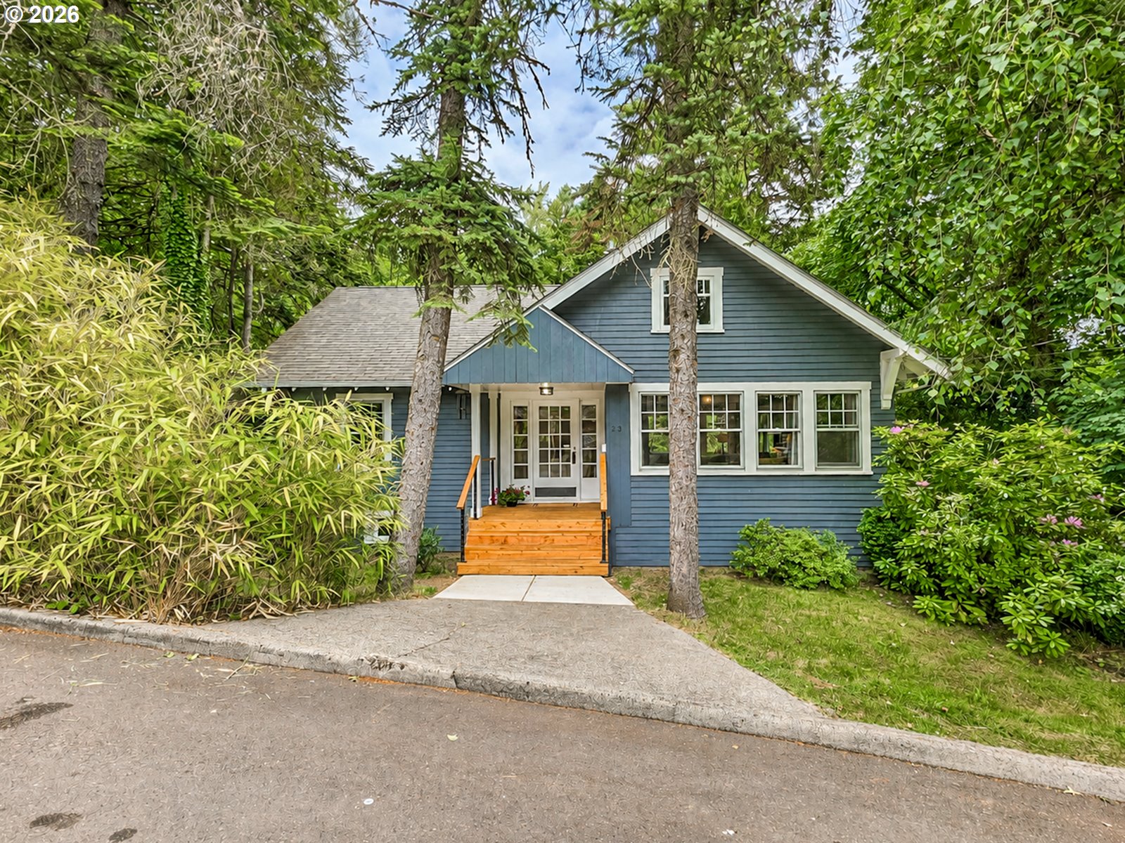 23 E Ave Property Photo 1