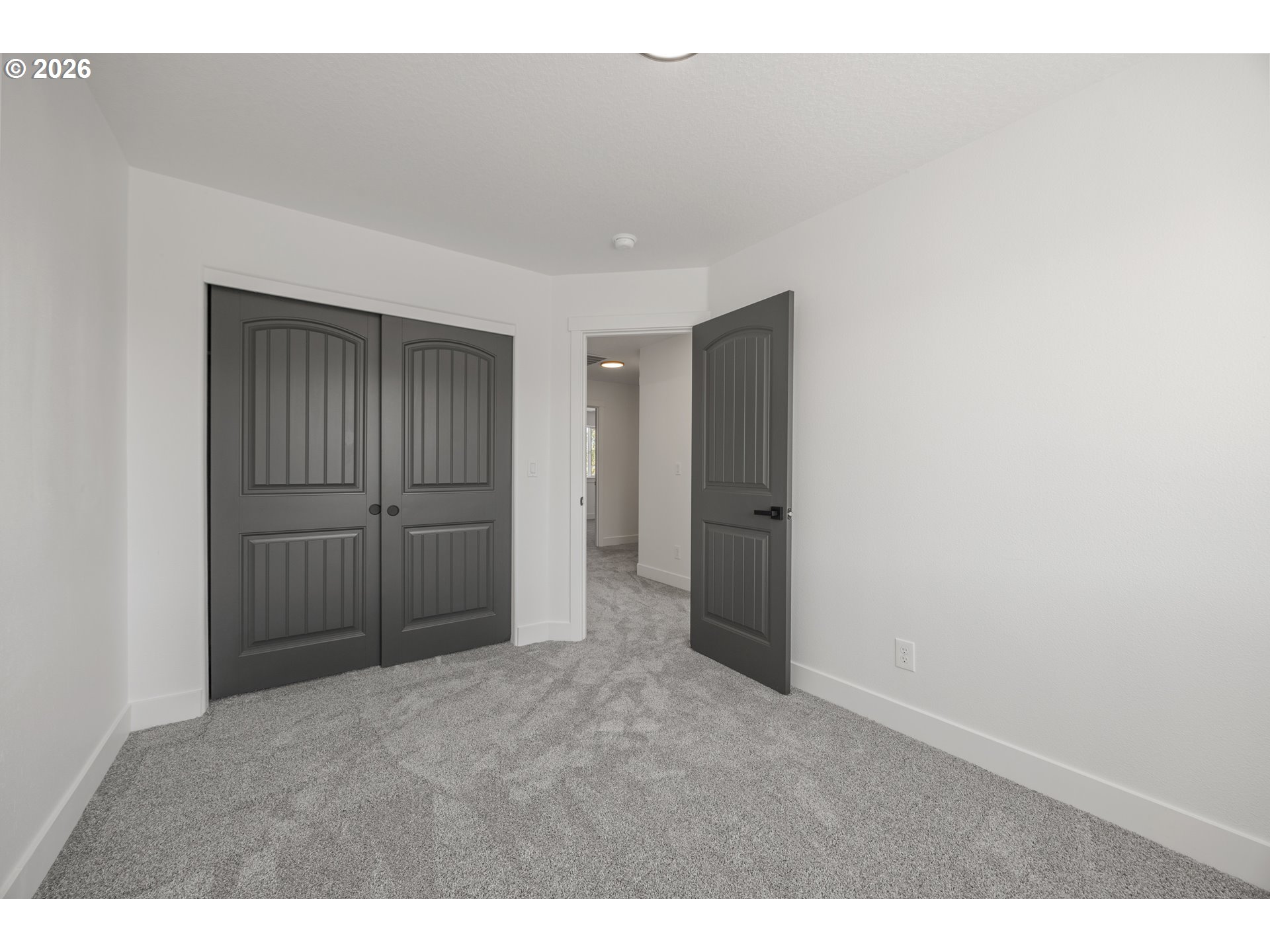 601 St Charles St Property Photo 21