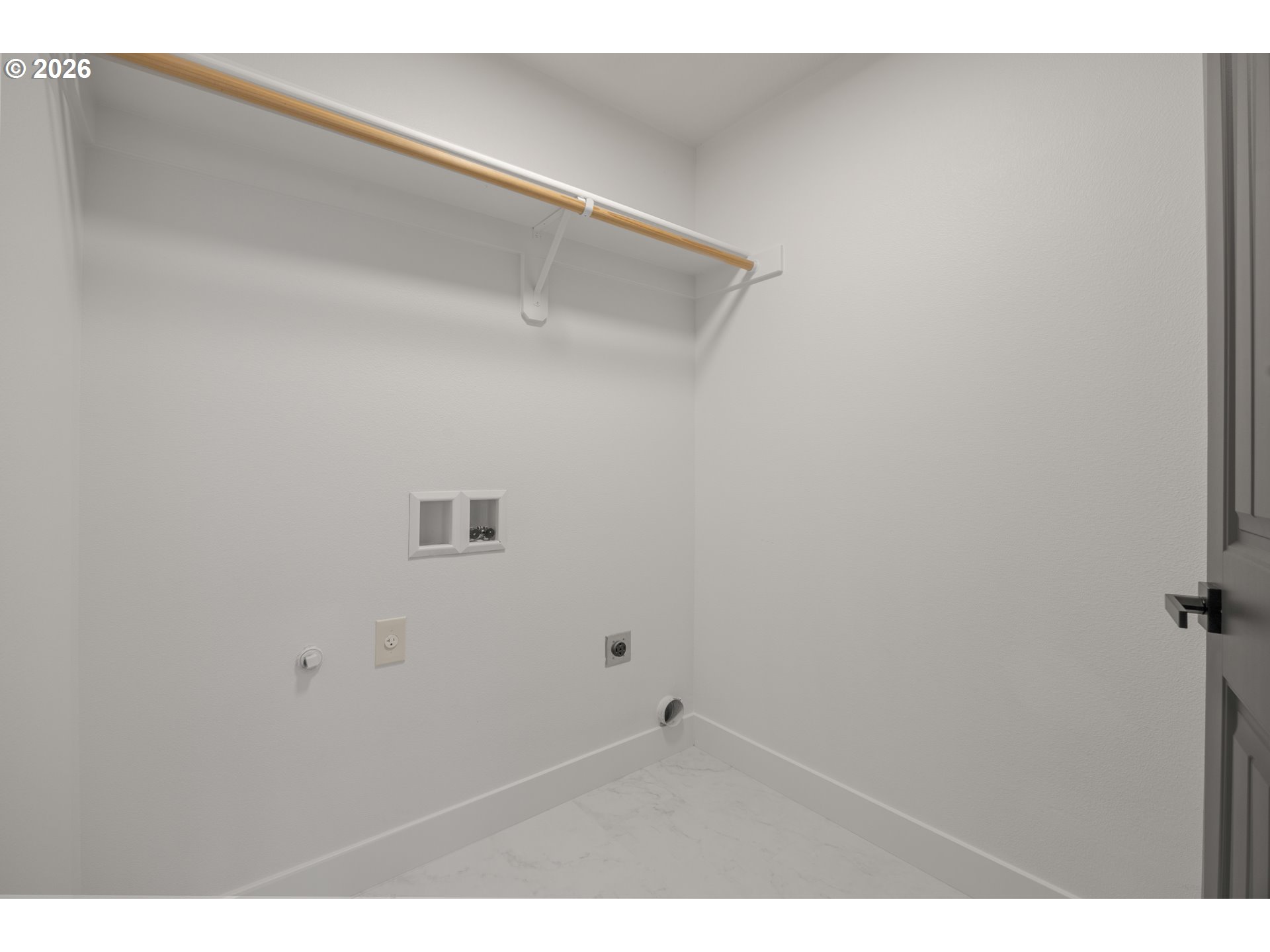 601 St Charles St Property Photo 26