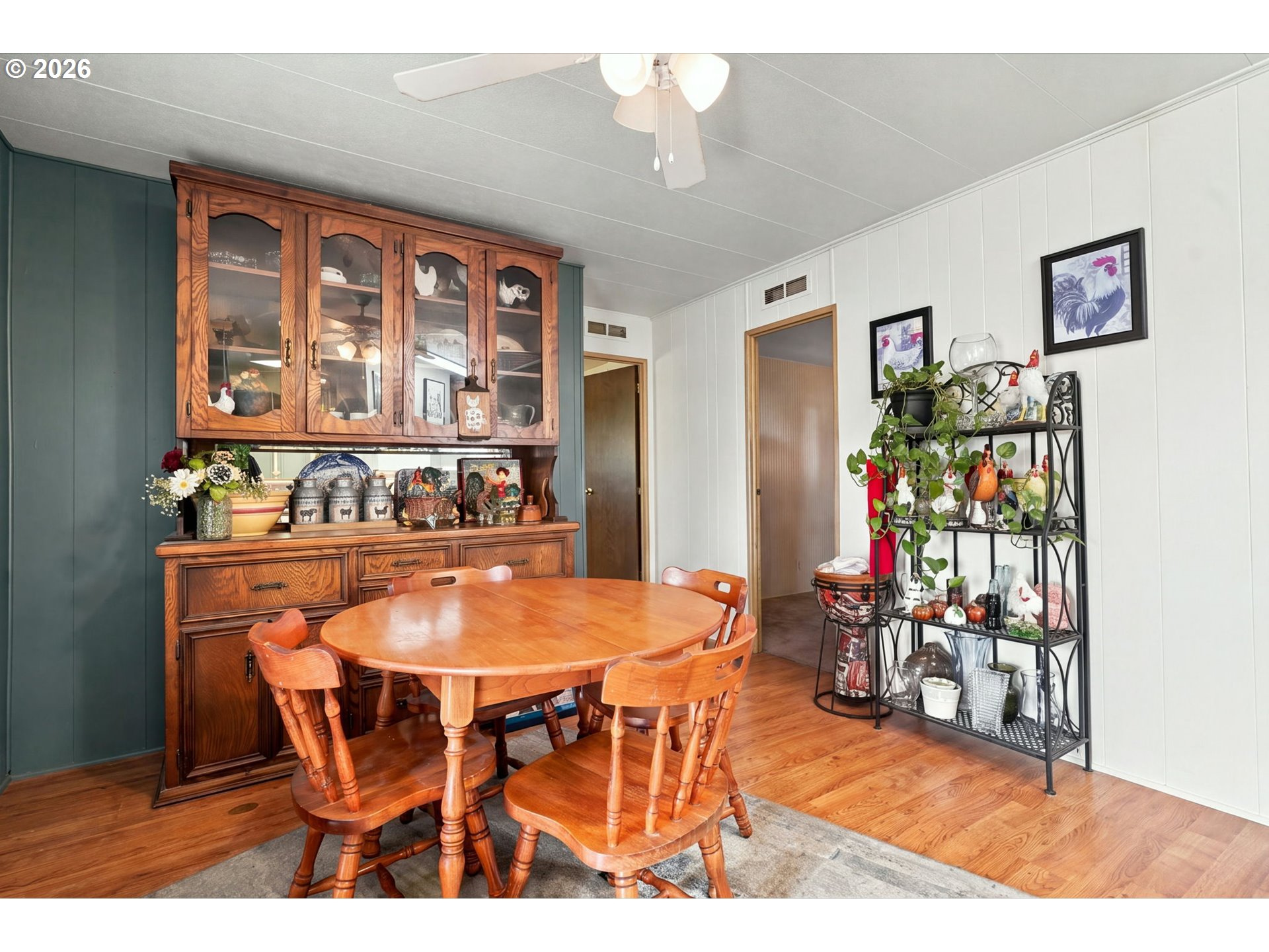 1225 W 10th Ave Property Photo 15