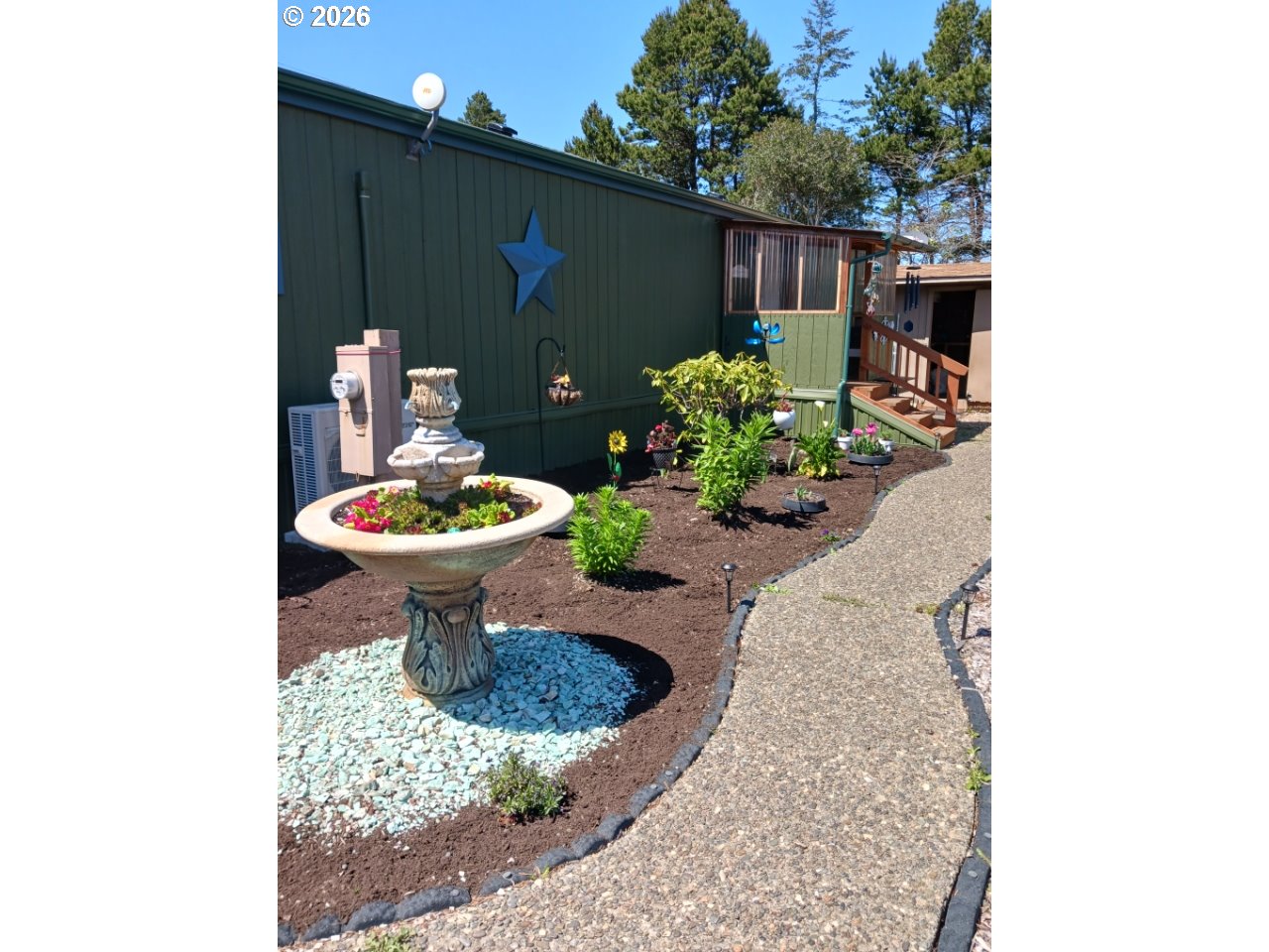 3760 Highway 101 1 Property Photo 3