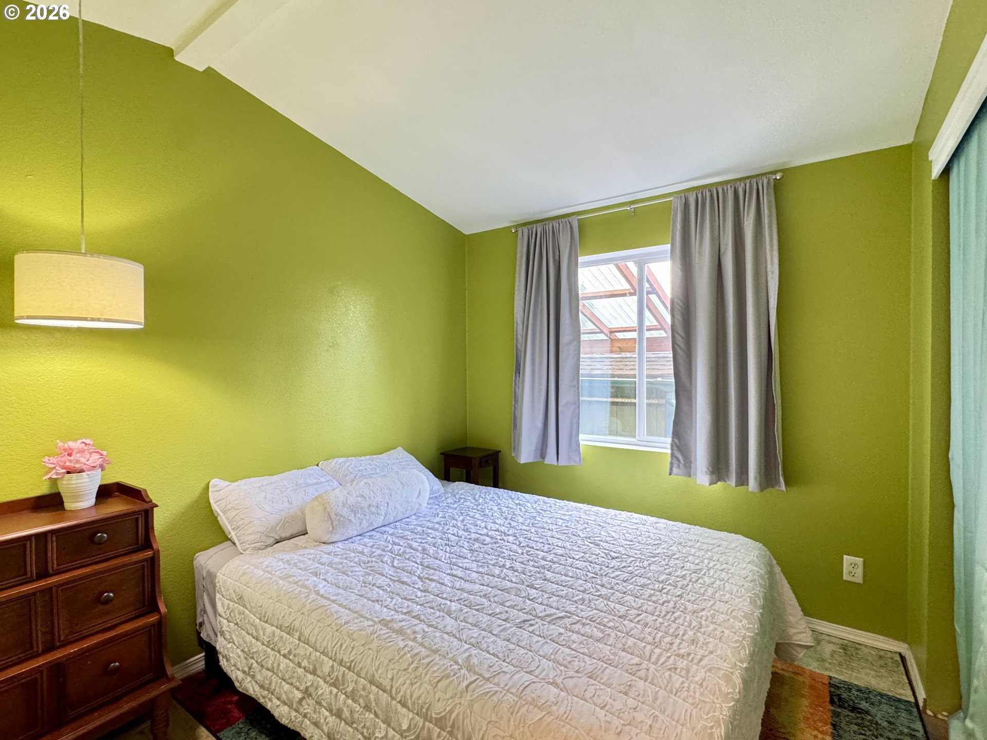 3760 Highway 101 1 Property Photo 11