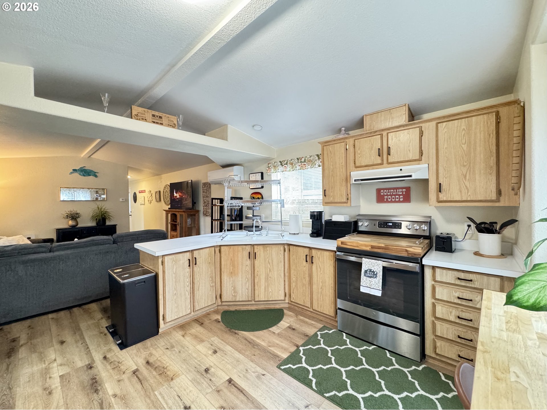 3760 Highway 101 1 Property Photo 24