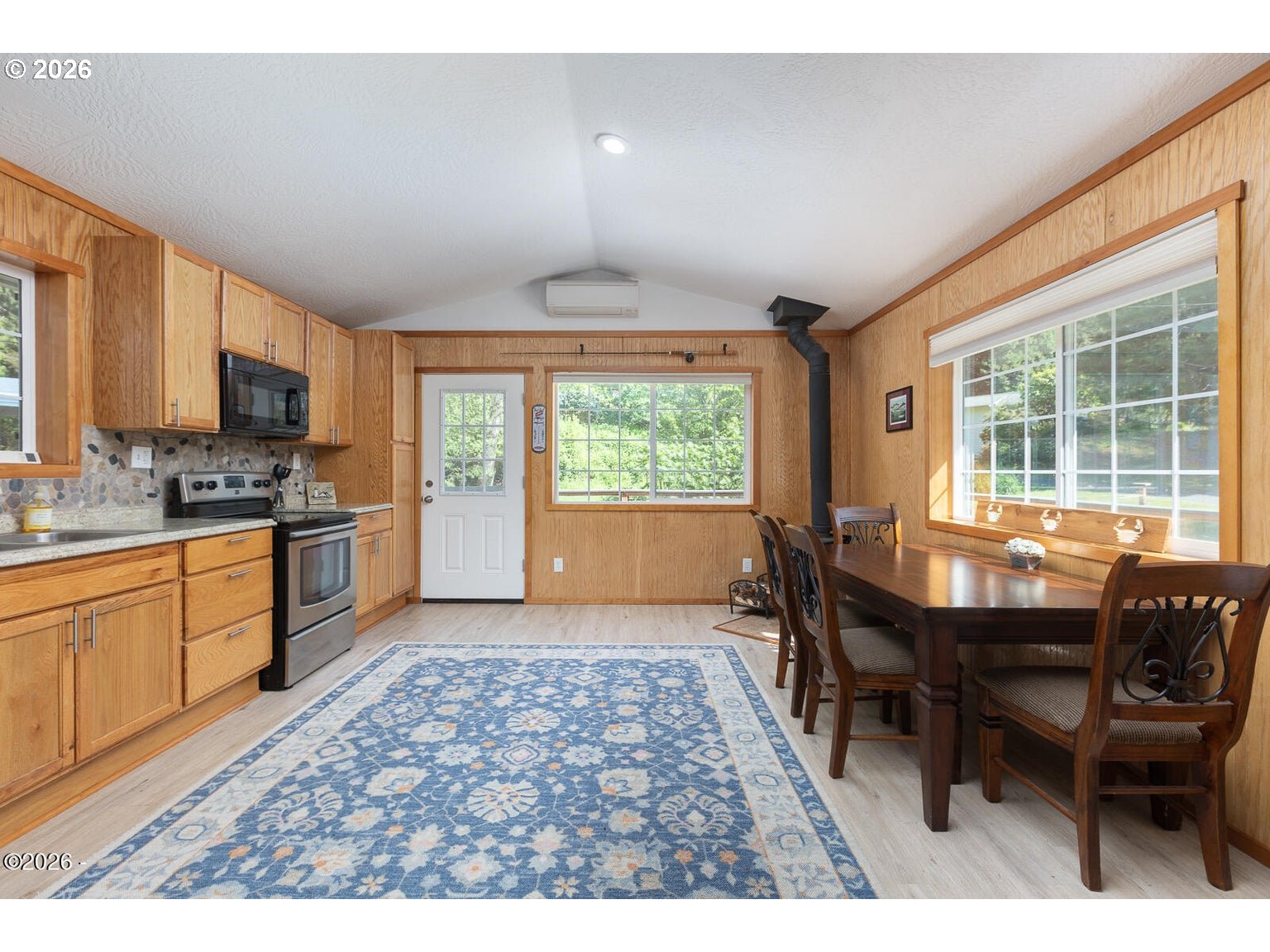 318 E Alsea Riviera Dr Property Photo 7