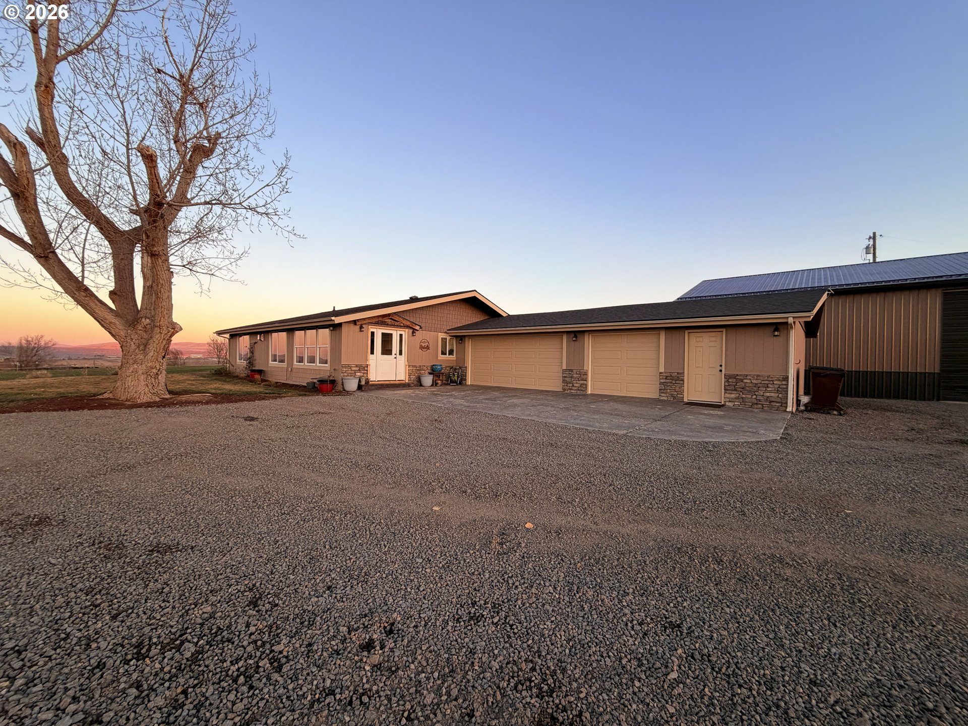 3647 Sw Highway 97 Property Photo 1
