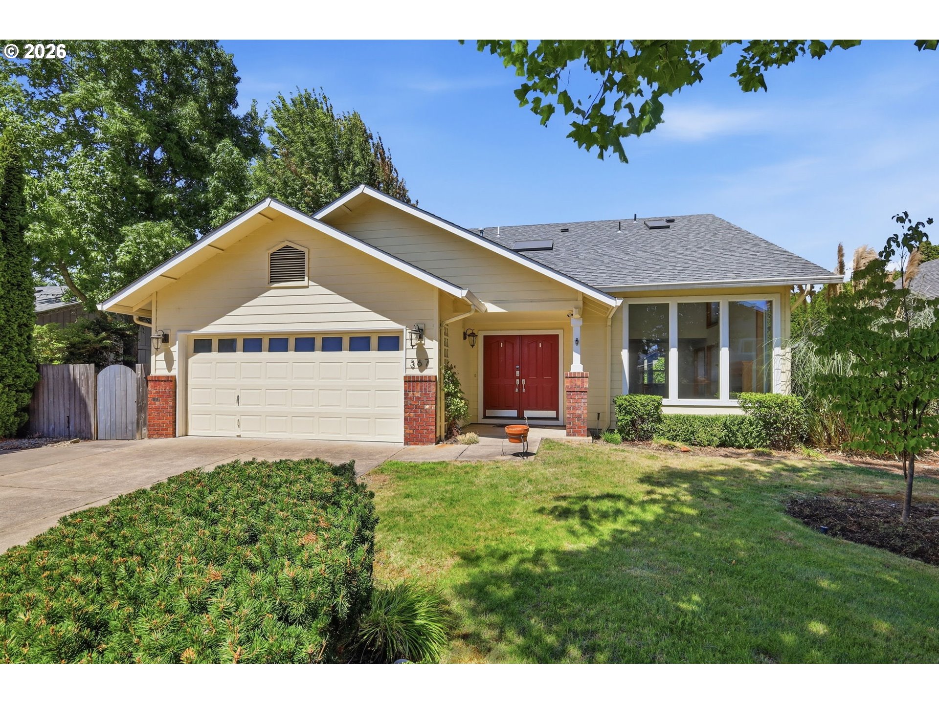367 Lynnbrook Dr Property Photo 1