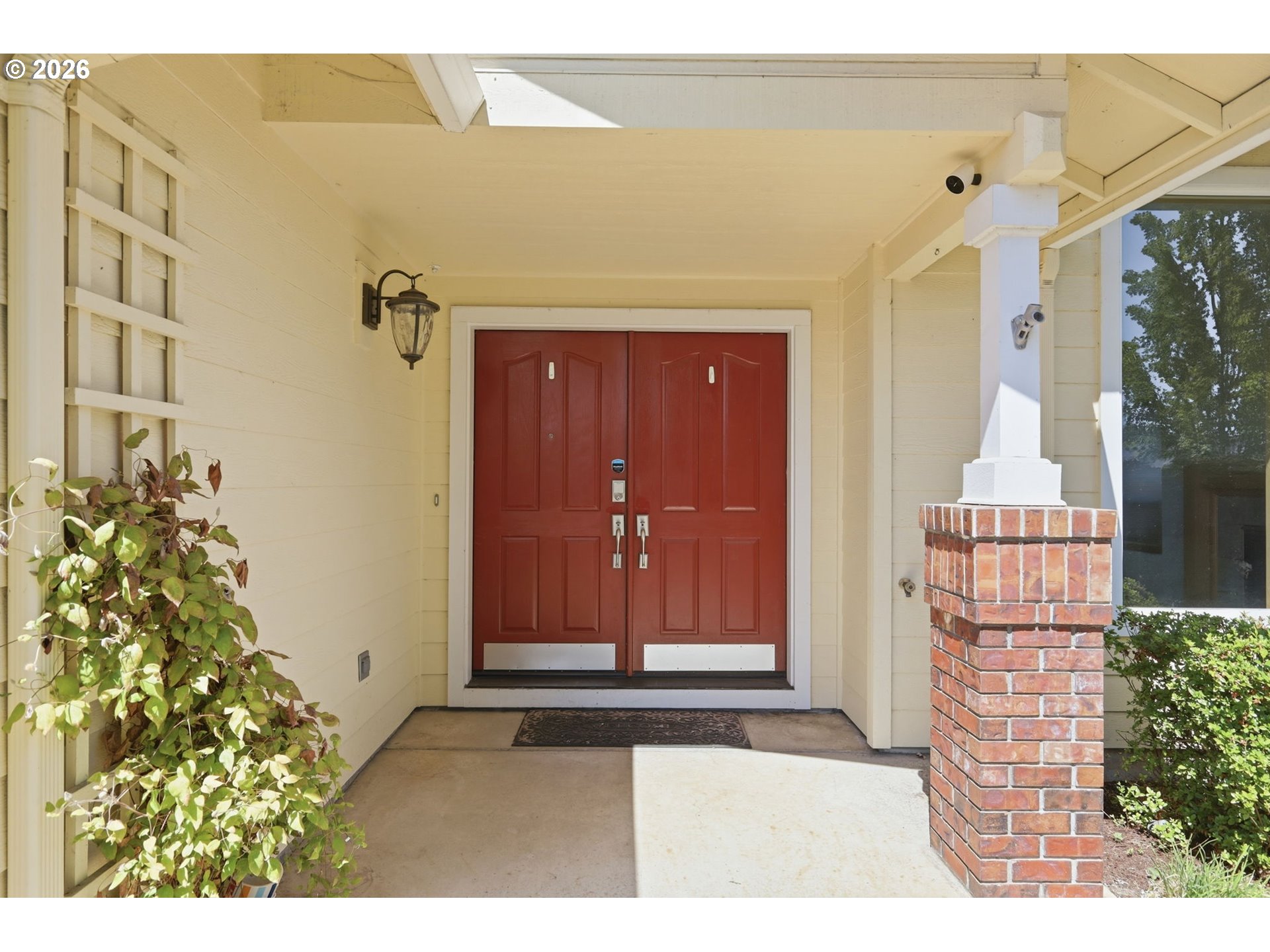 367 Lynnbrook Dr Property Photo 3
