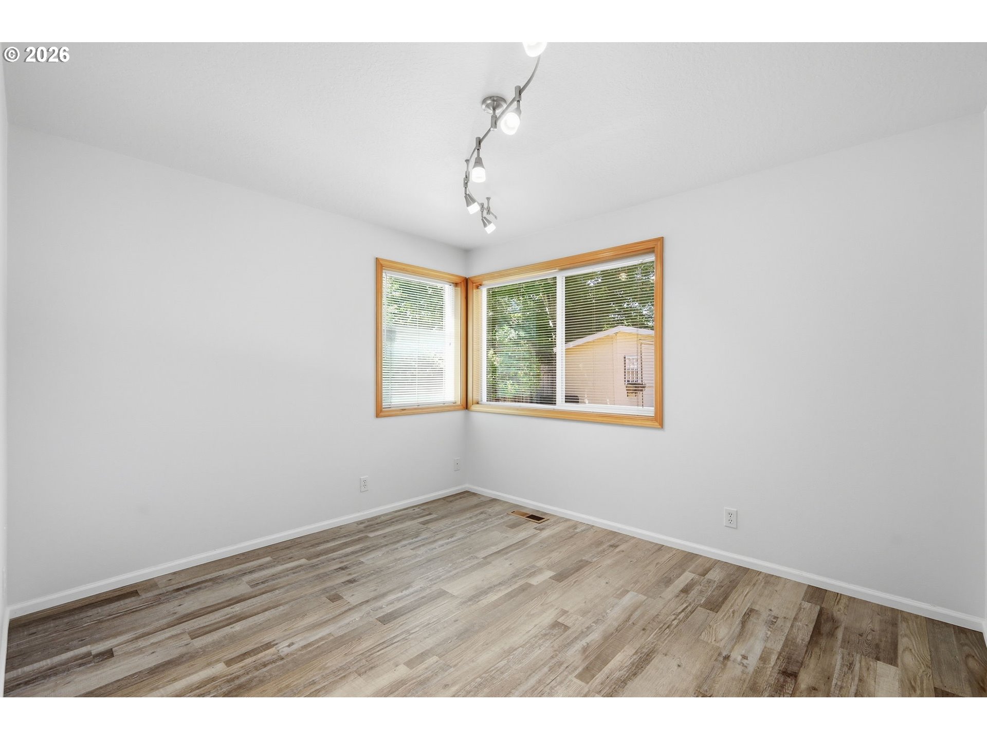367 Lynnbrook Dr Property Photo 21