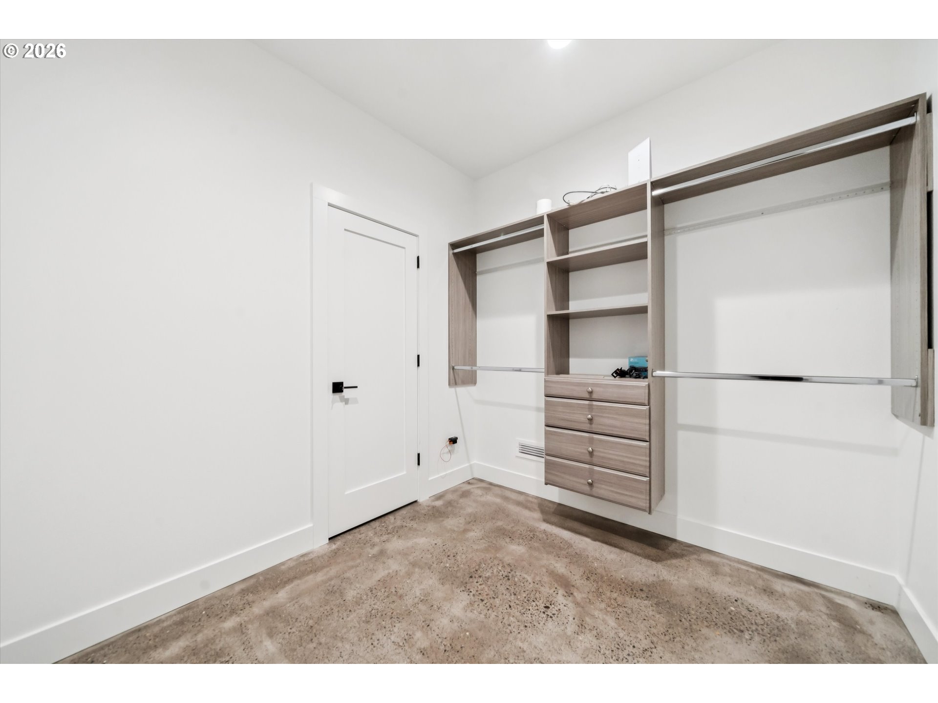 43815 Se Herrick Rd Property Photo 14