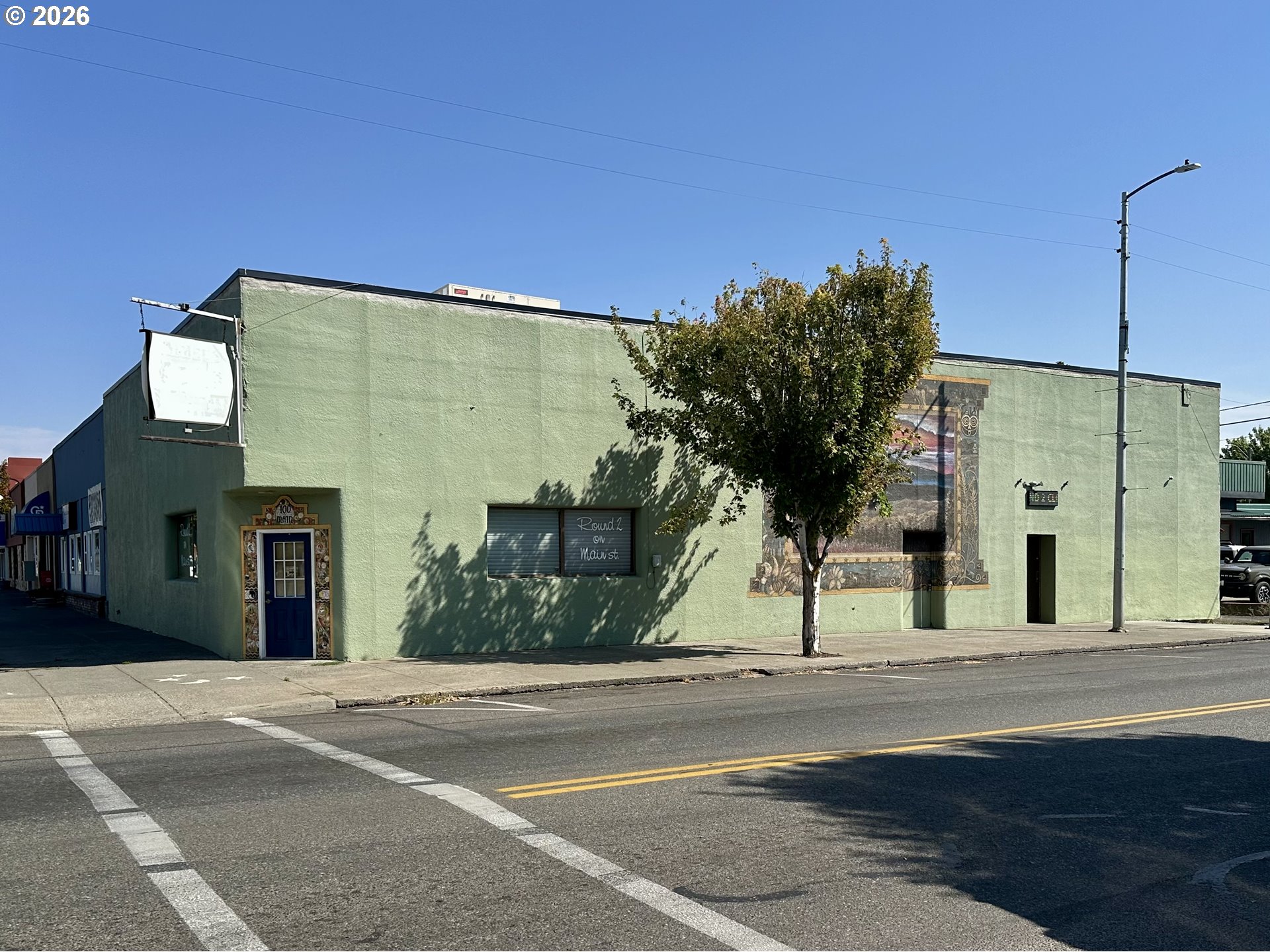 100 E Main St Property Photo 4