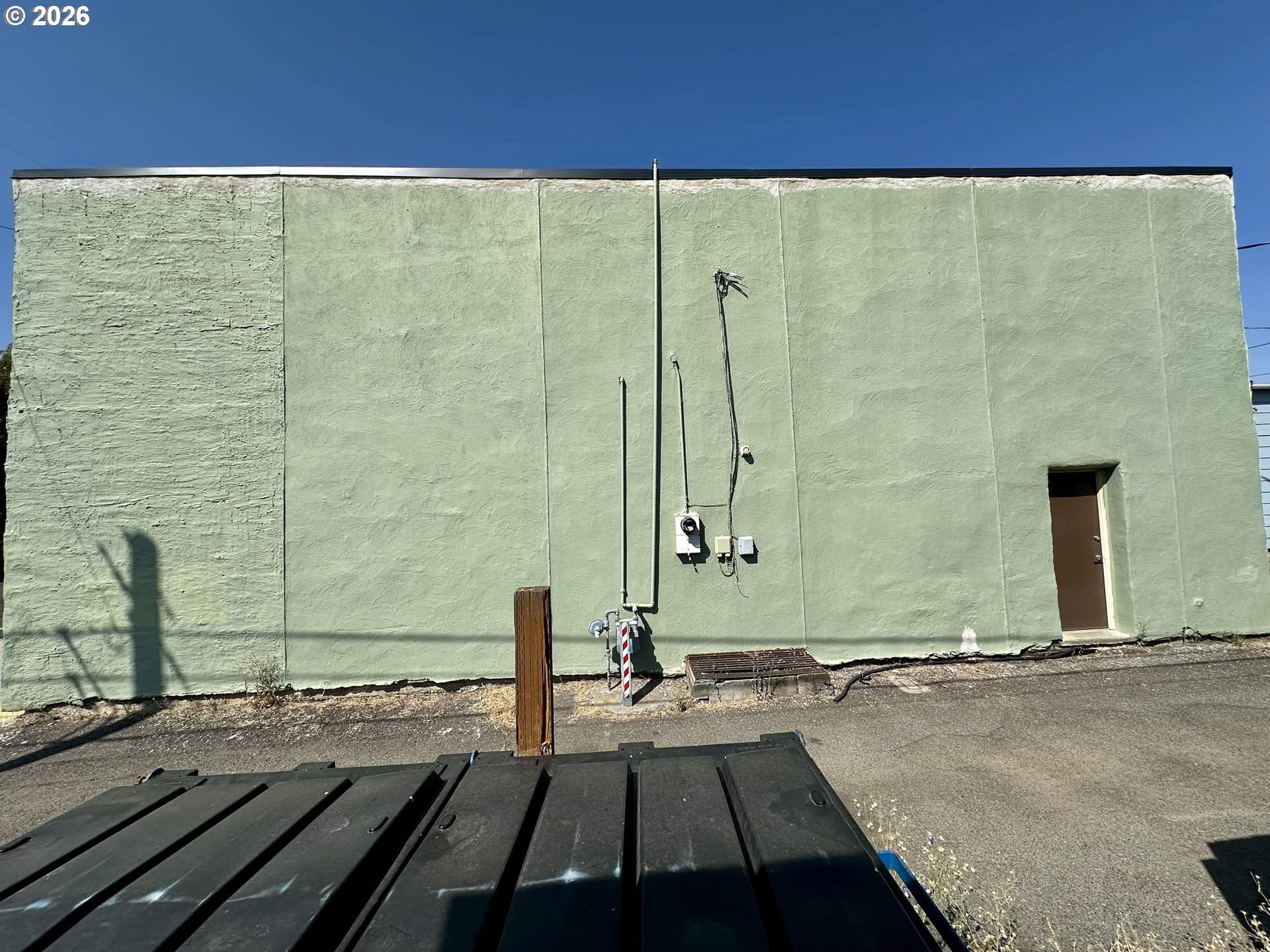 100 E Main St Property Photo 8