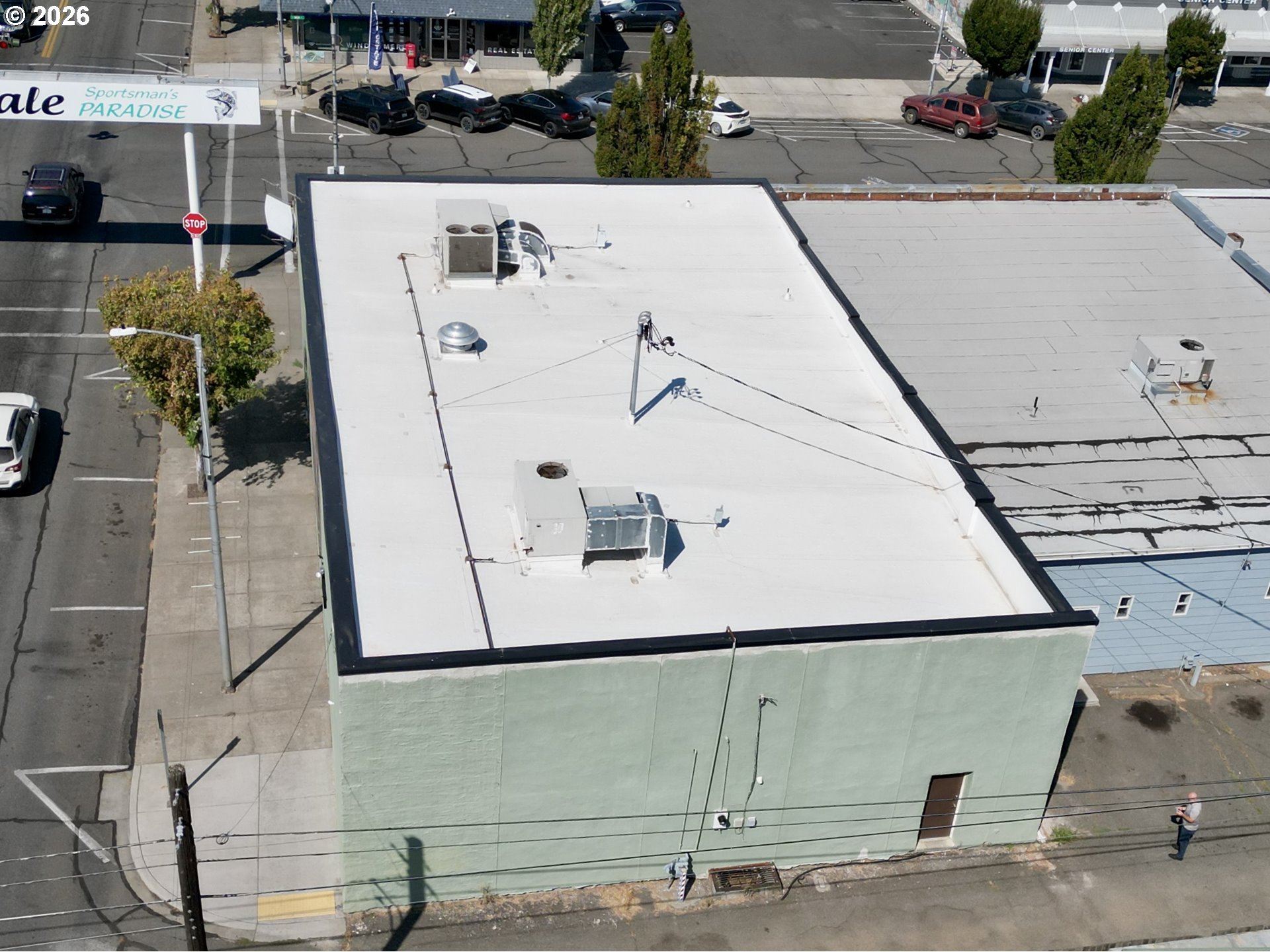 100 E Main St Property Photo 32