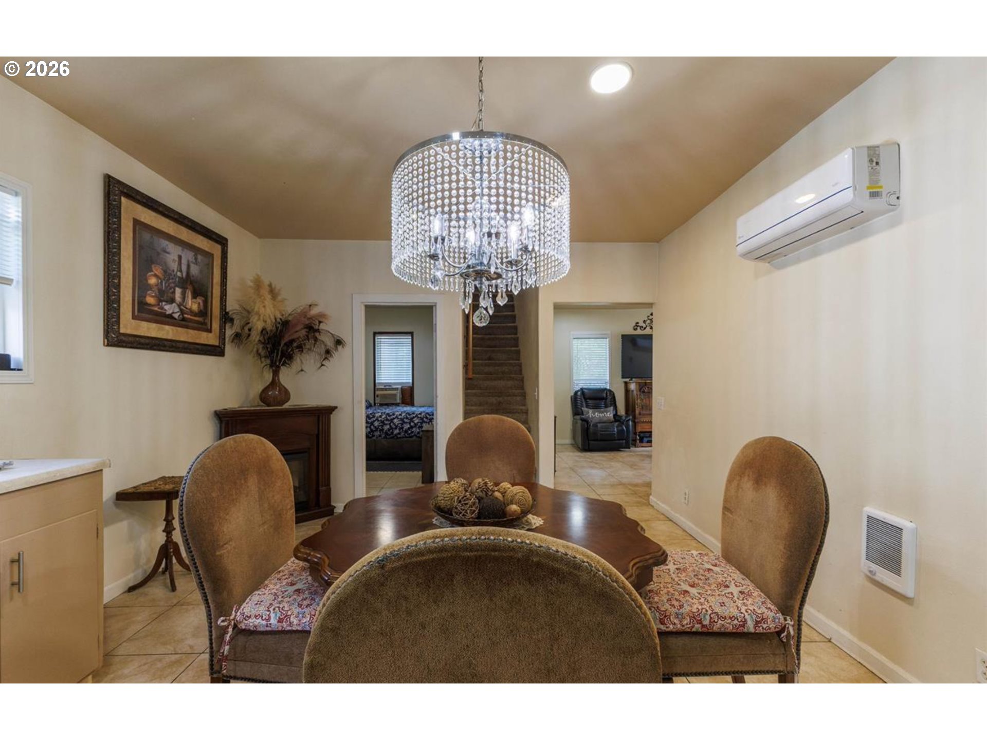1329 Baker St Property Photo 7