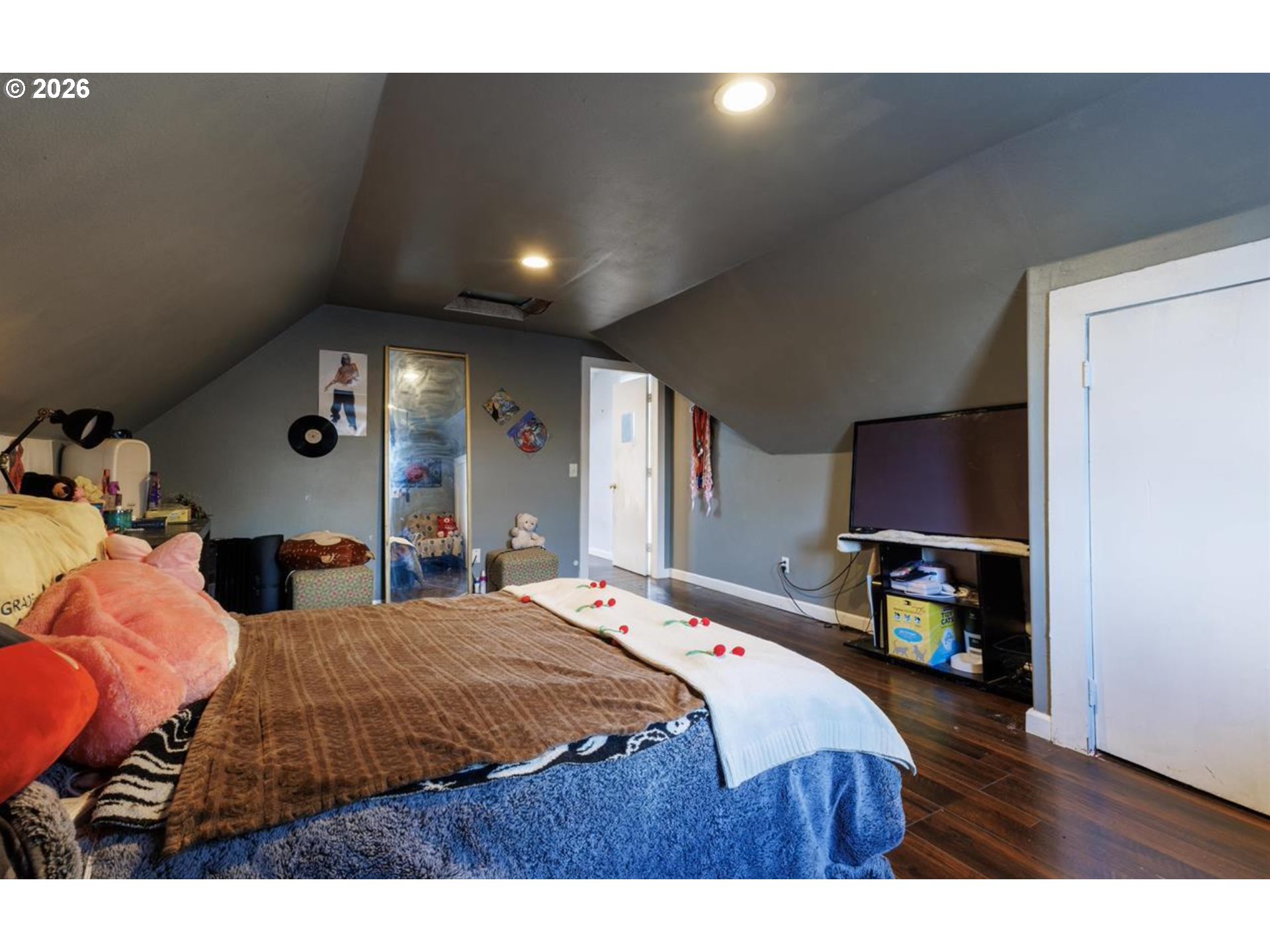 1329 Baker St Property Photo 20