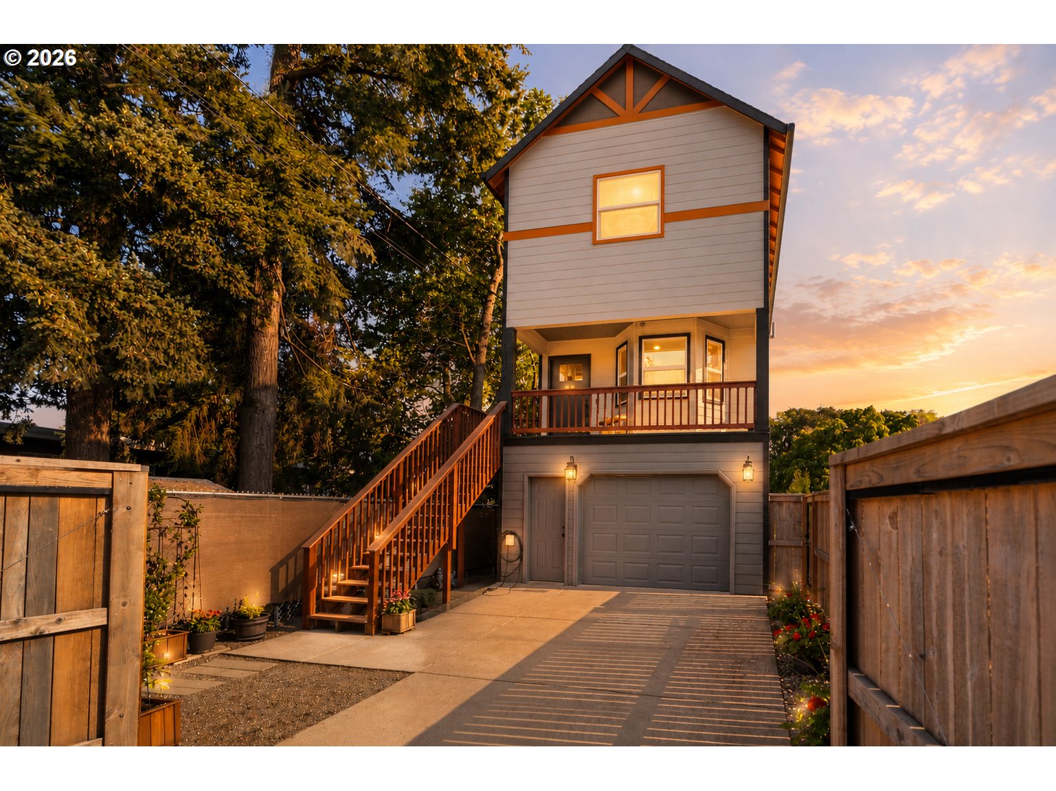 5232 Se Malden St Property Photo 1