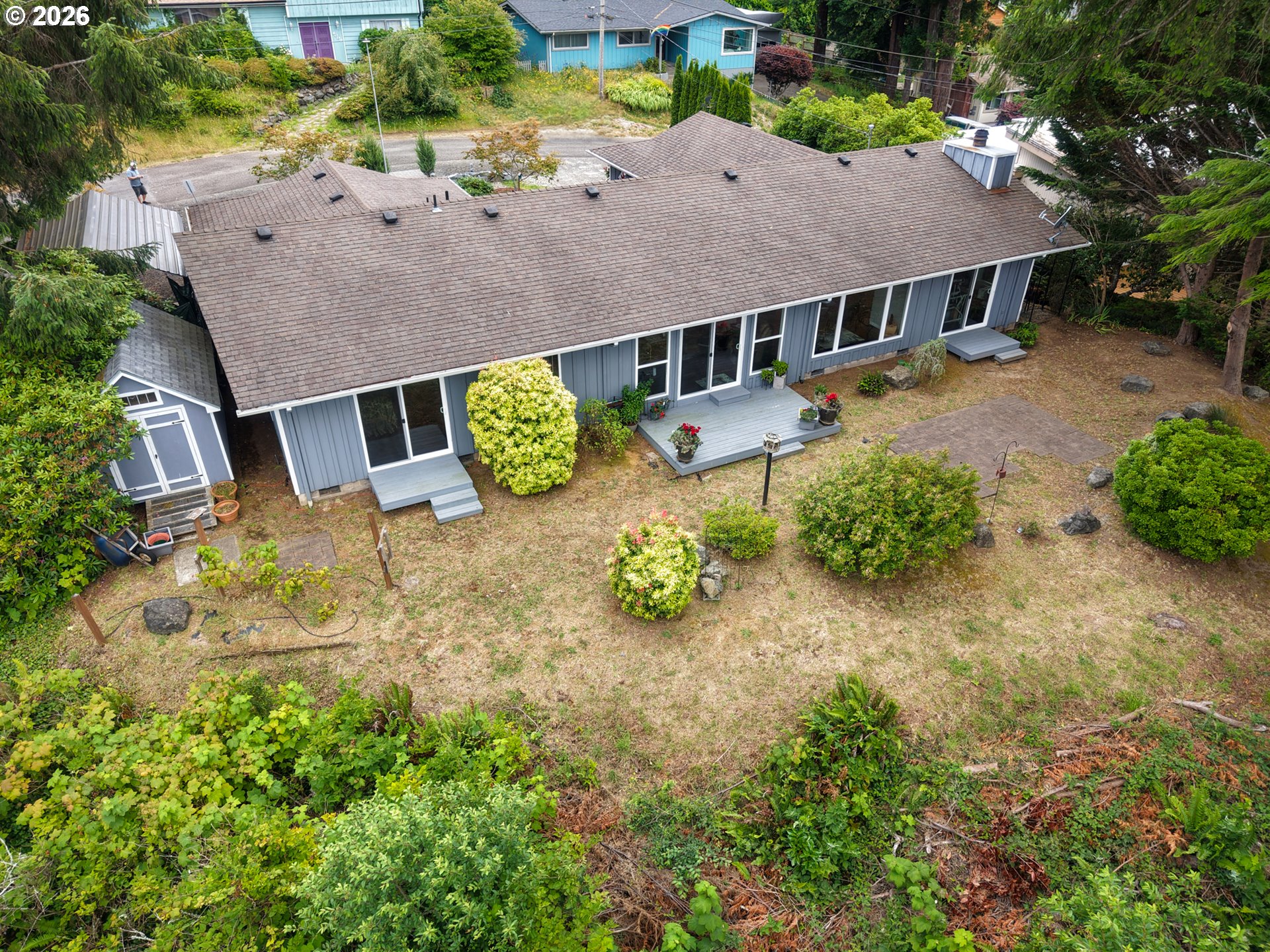 1689 Applewood Dr Property Photo 35