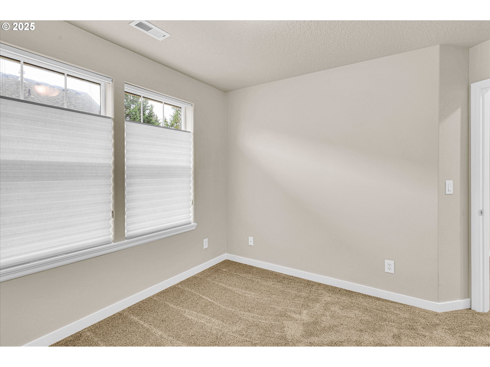 11759 Sw Murre Ter Property Photo 24