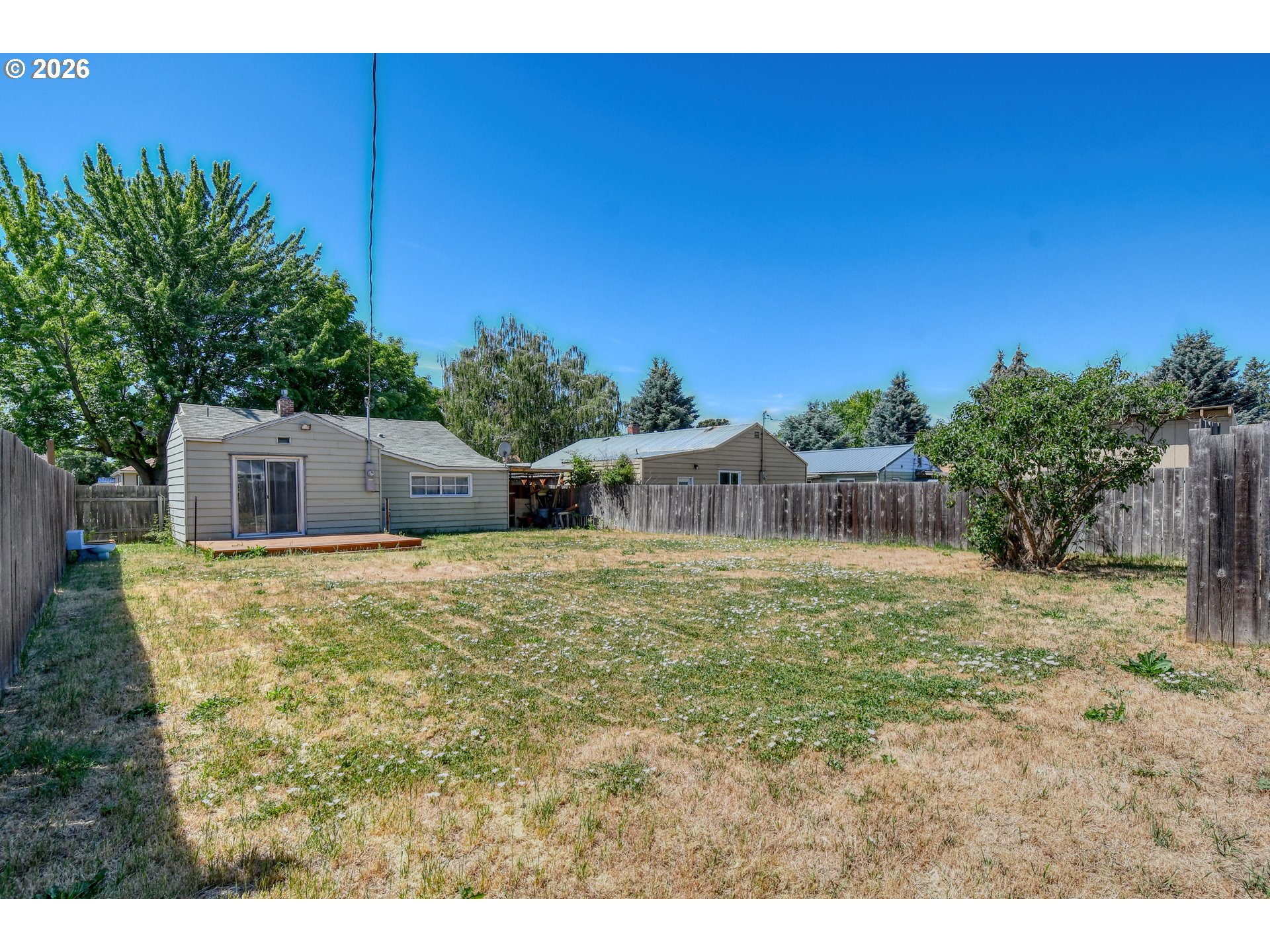 433 E Darwin St Property Photo 27