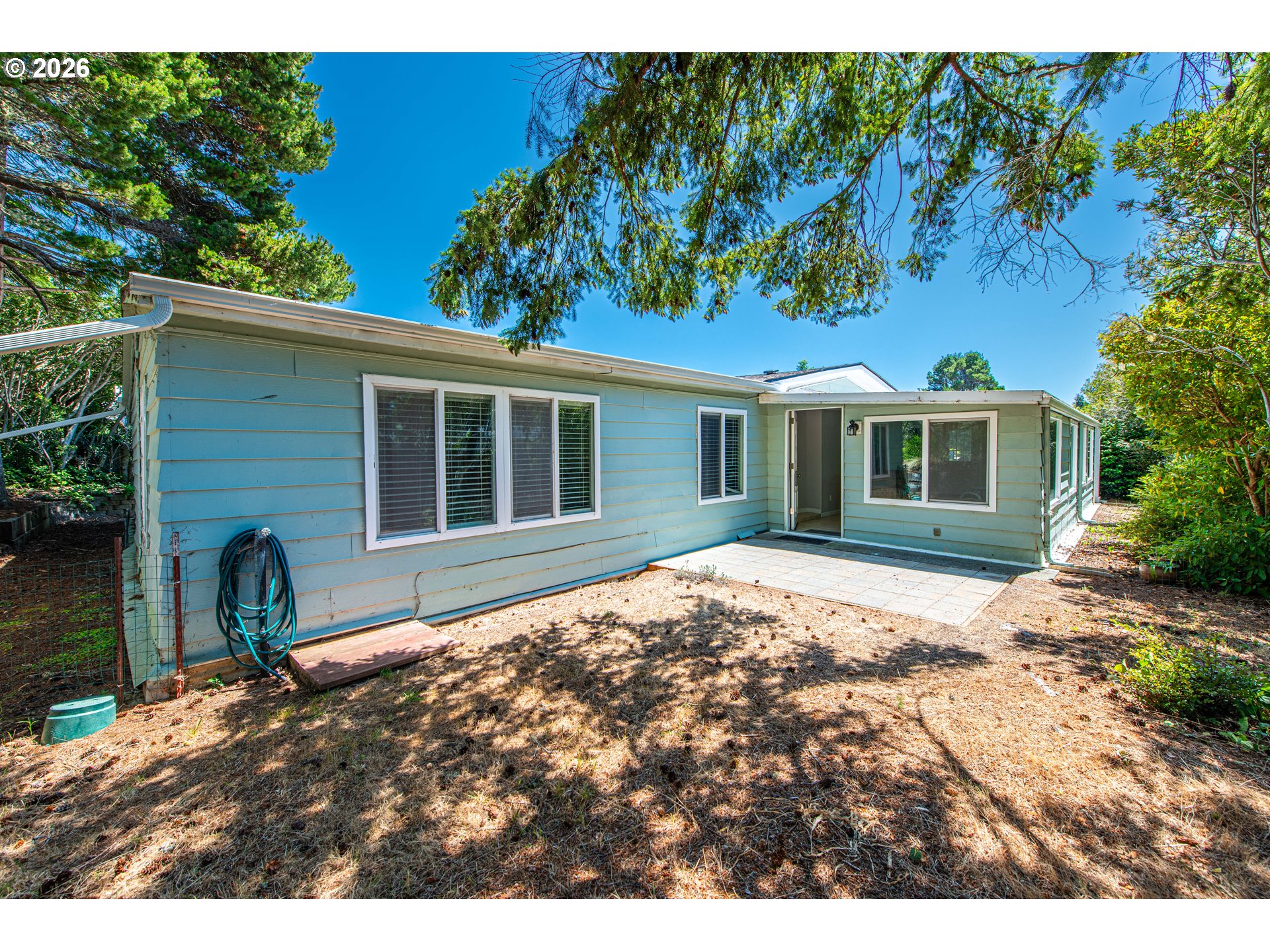 1600 Rhododendron Dr 407 Property Photo 30
