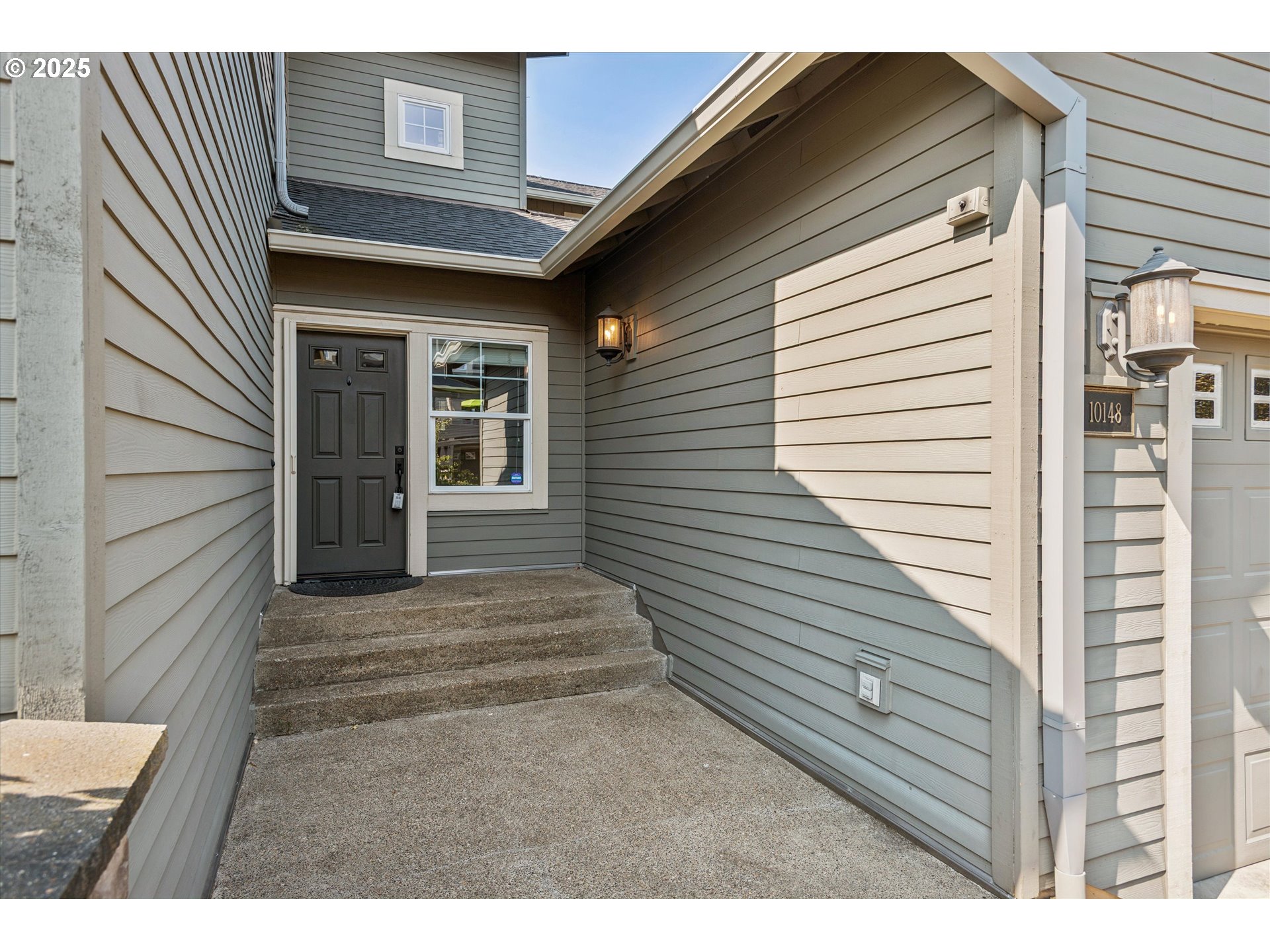 10148 Se Bristol Loop Property Photo 3