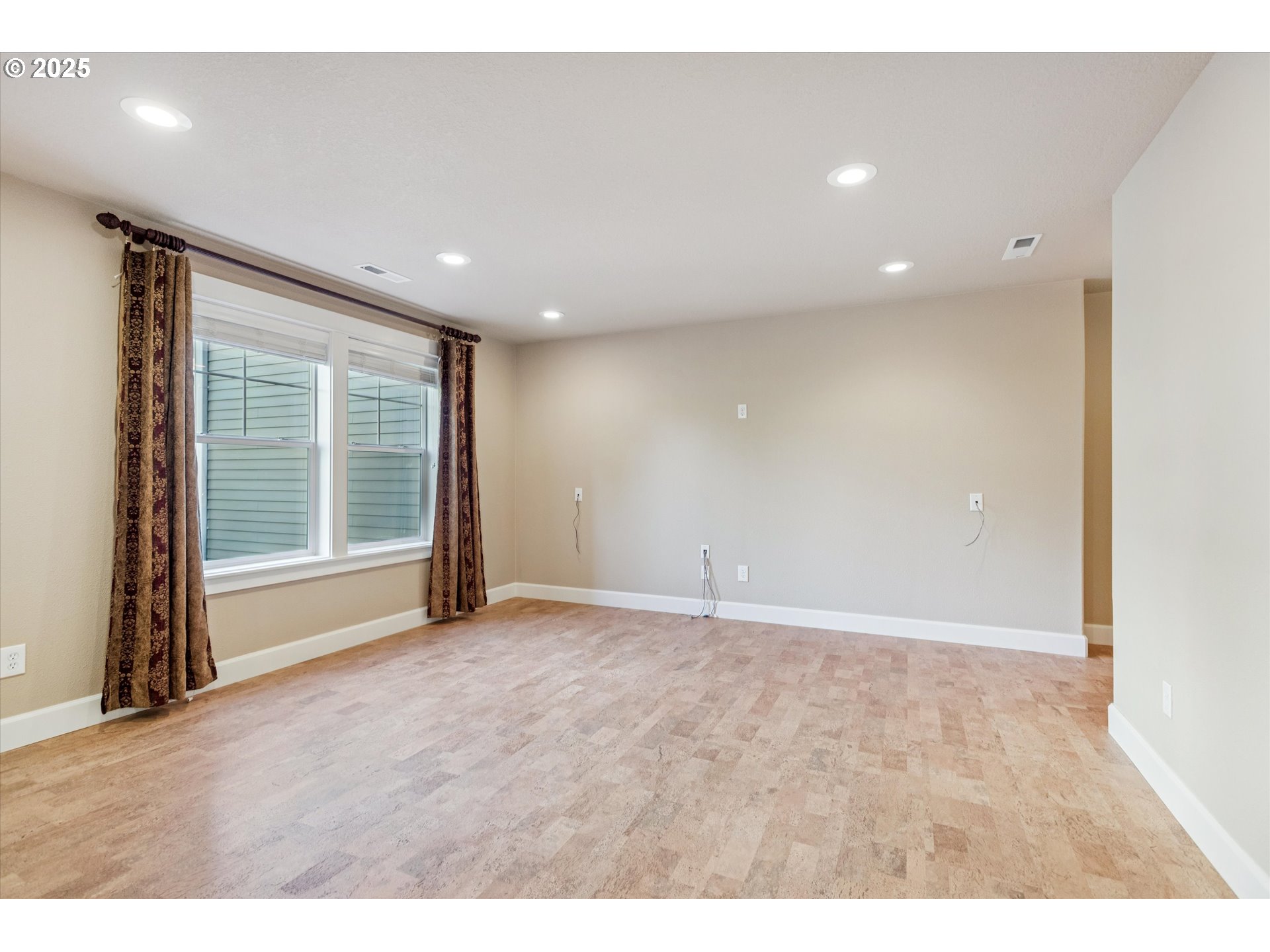 10148 Se Bristol Loop Property Photo 21