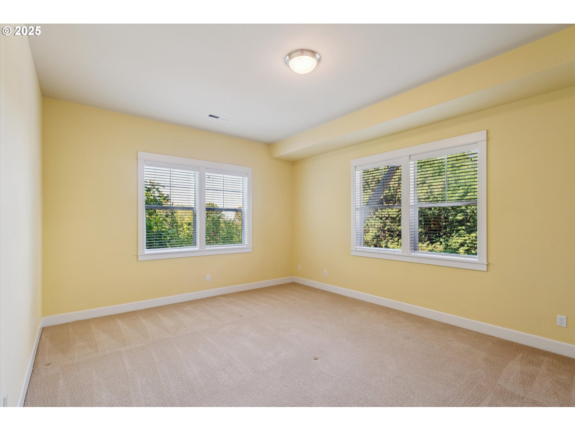 10148 Se Bristol Loop Property Photo 27