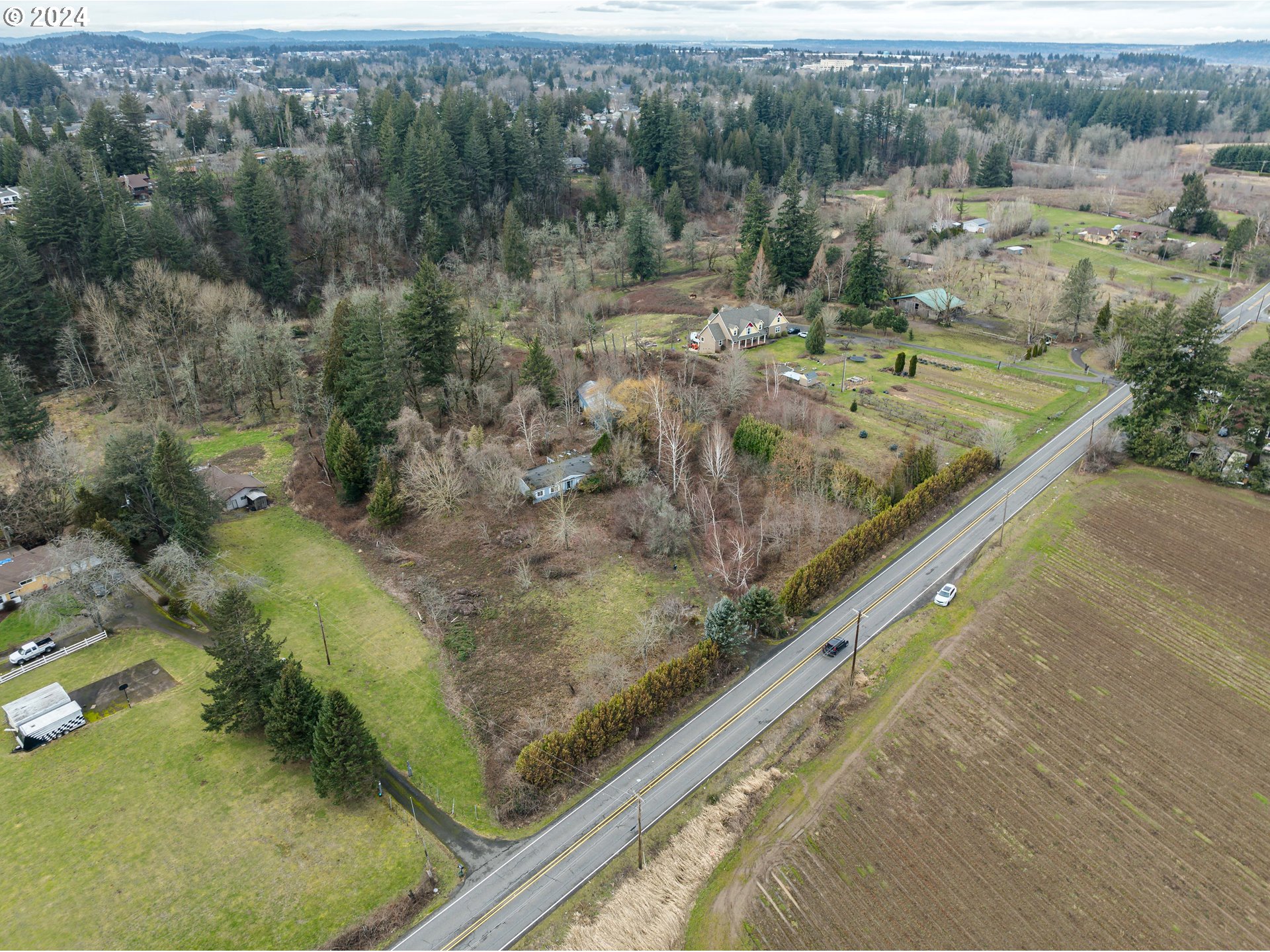 2505 Se Troutdale Rd Property Photo 9