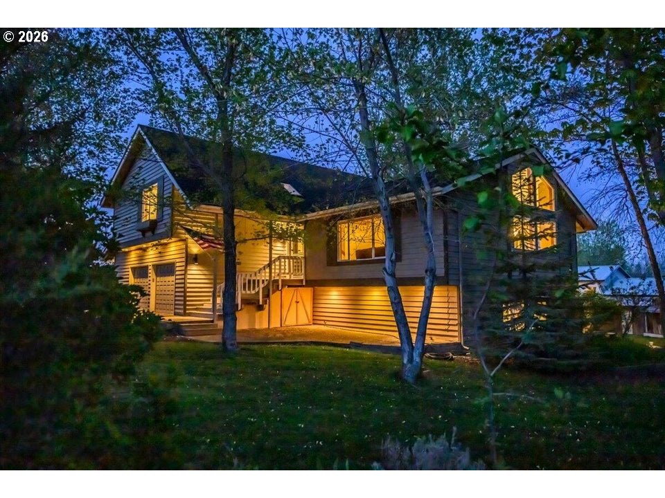 1176 Ne Barnes Rd Property Photo 2