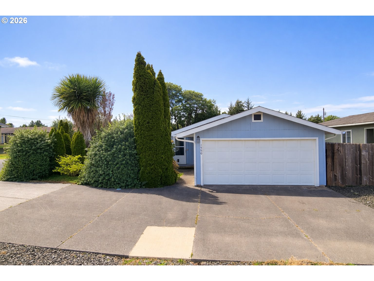 1590 SAINT JOHN AVE Property Photo 1
