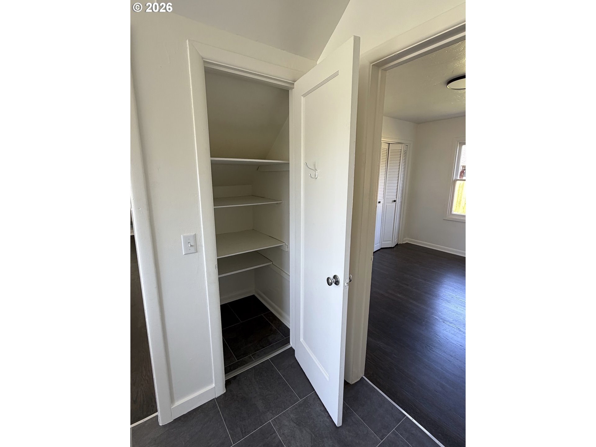 775 Howard Ave Property Photo 12